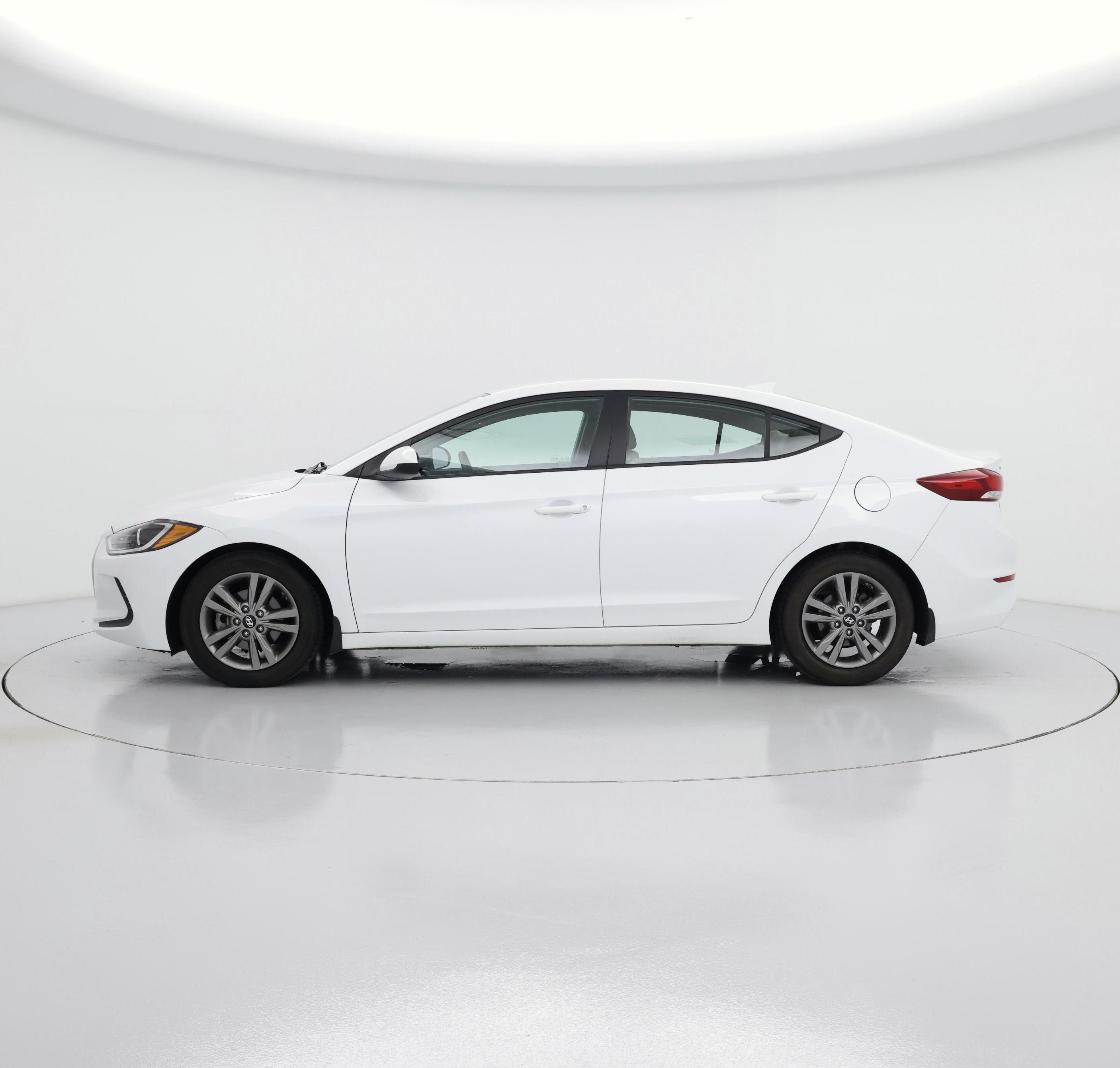 Thumbnail: 2018 Hyundai Elantra - 3
