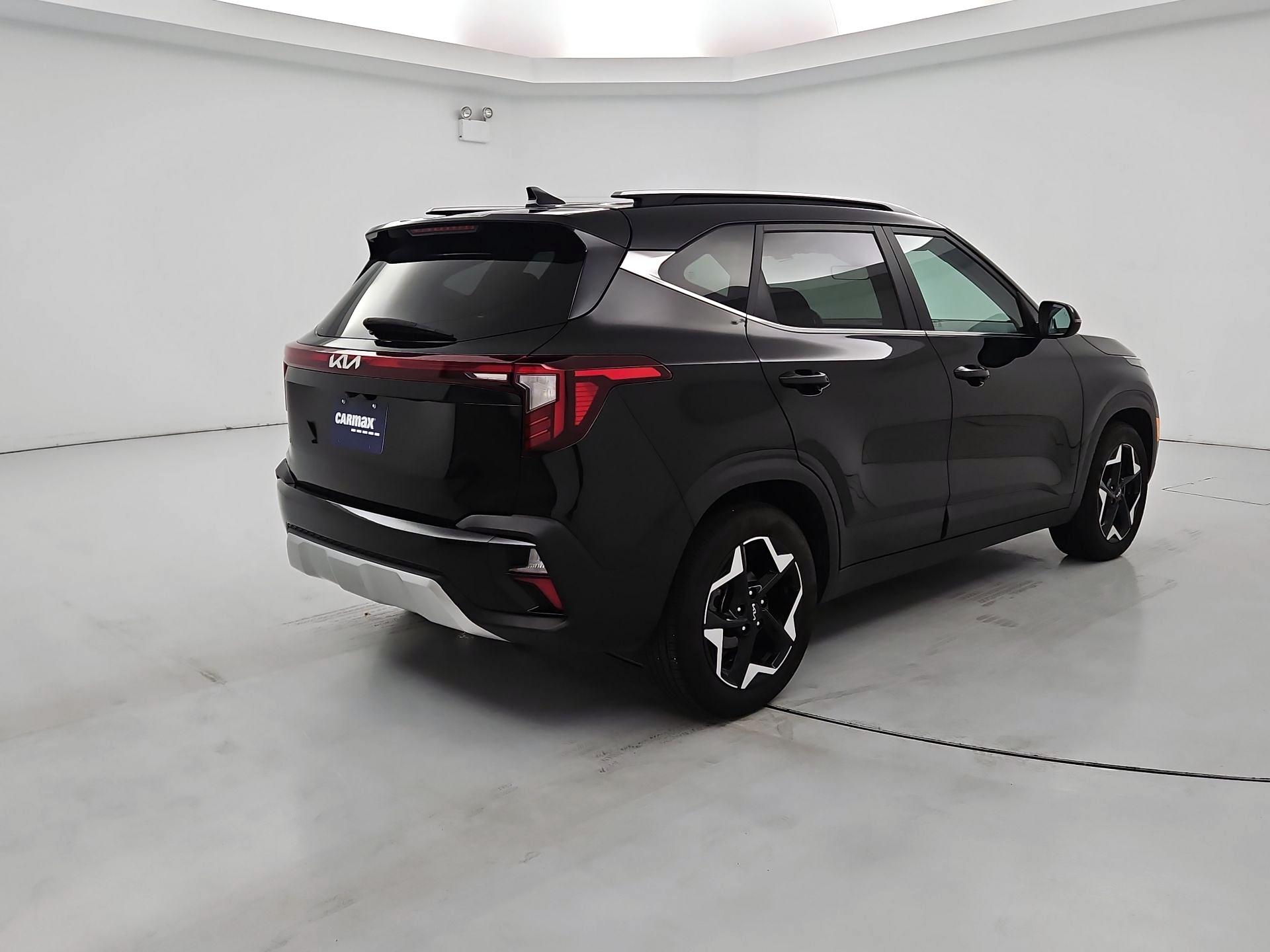 Thumbnail: 2024 Kia Seltos - 5