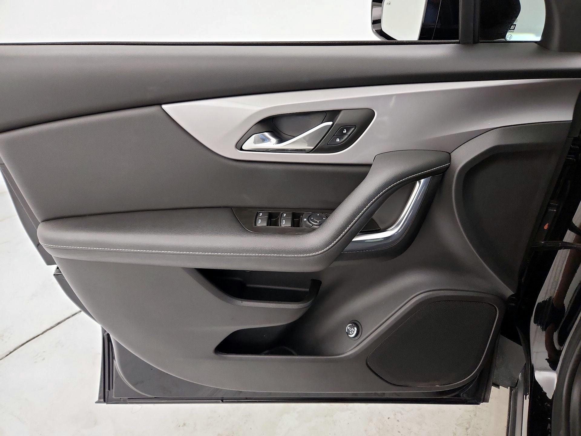 Thumbnail: 2024 Chevrolet Blazer - 12