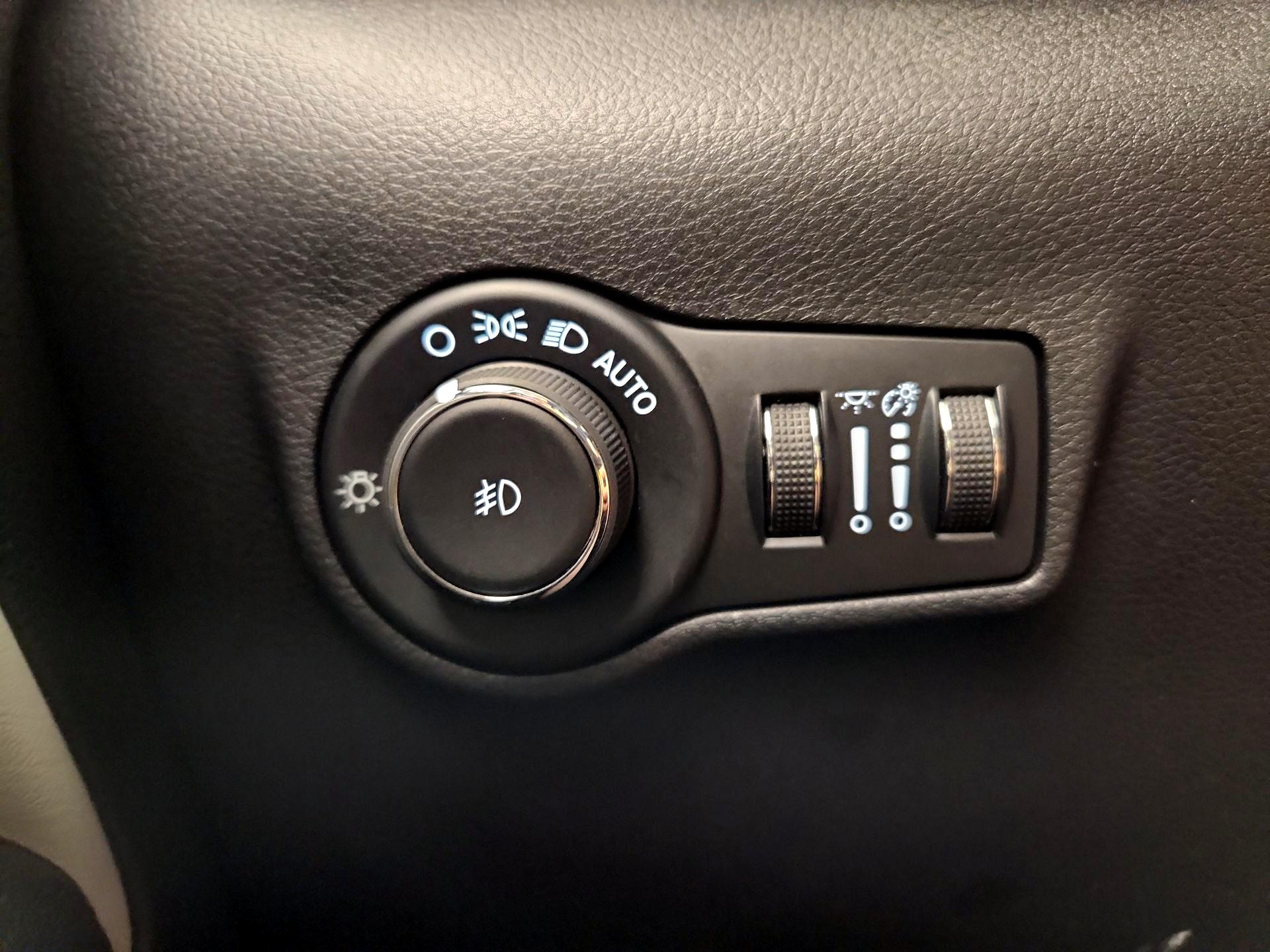 Thumbnail: 2024 Jeep Compass - 13