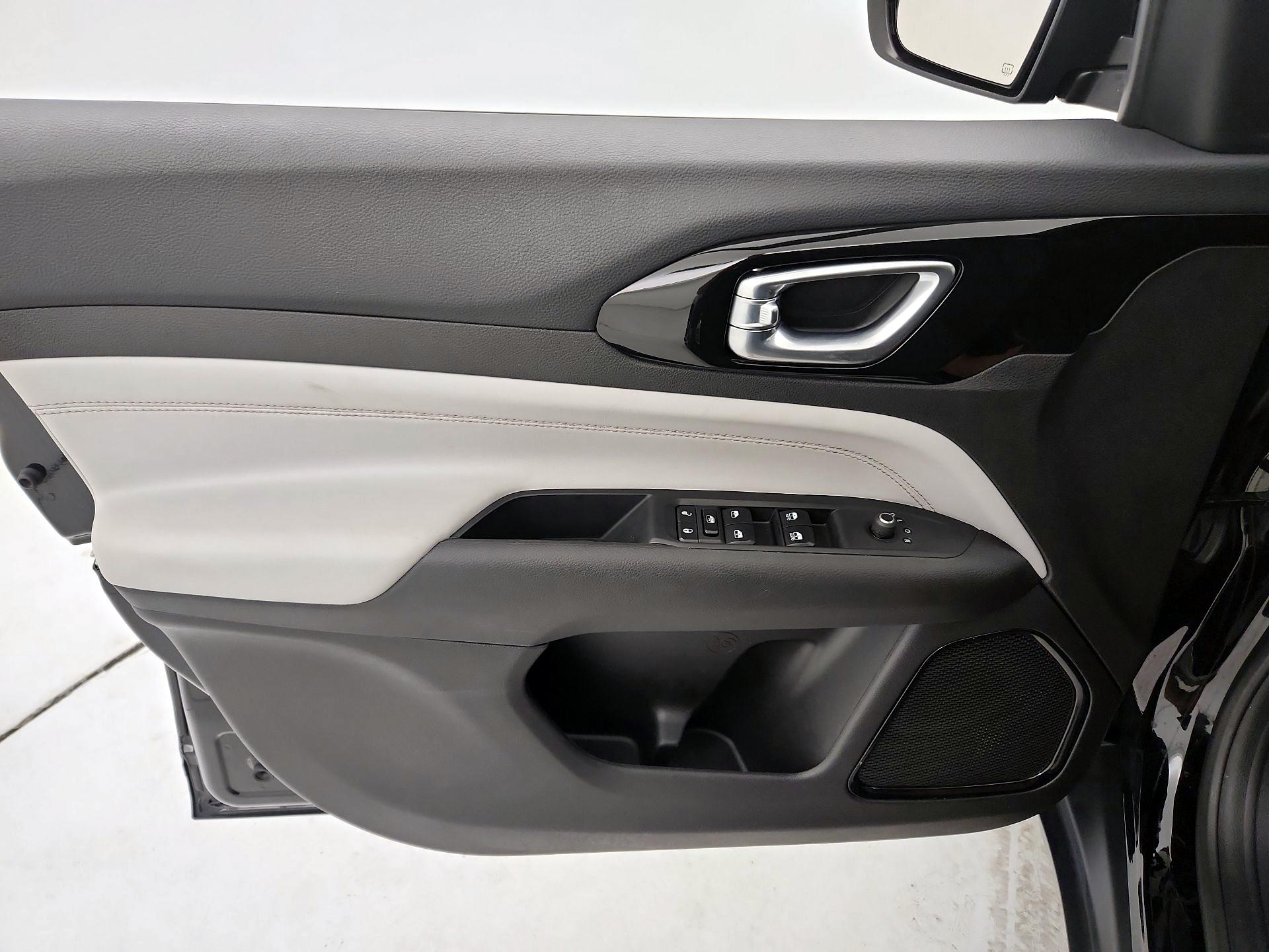 Thumbnail: 2024 Jeep Compass - 12