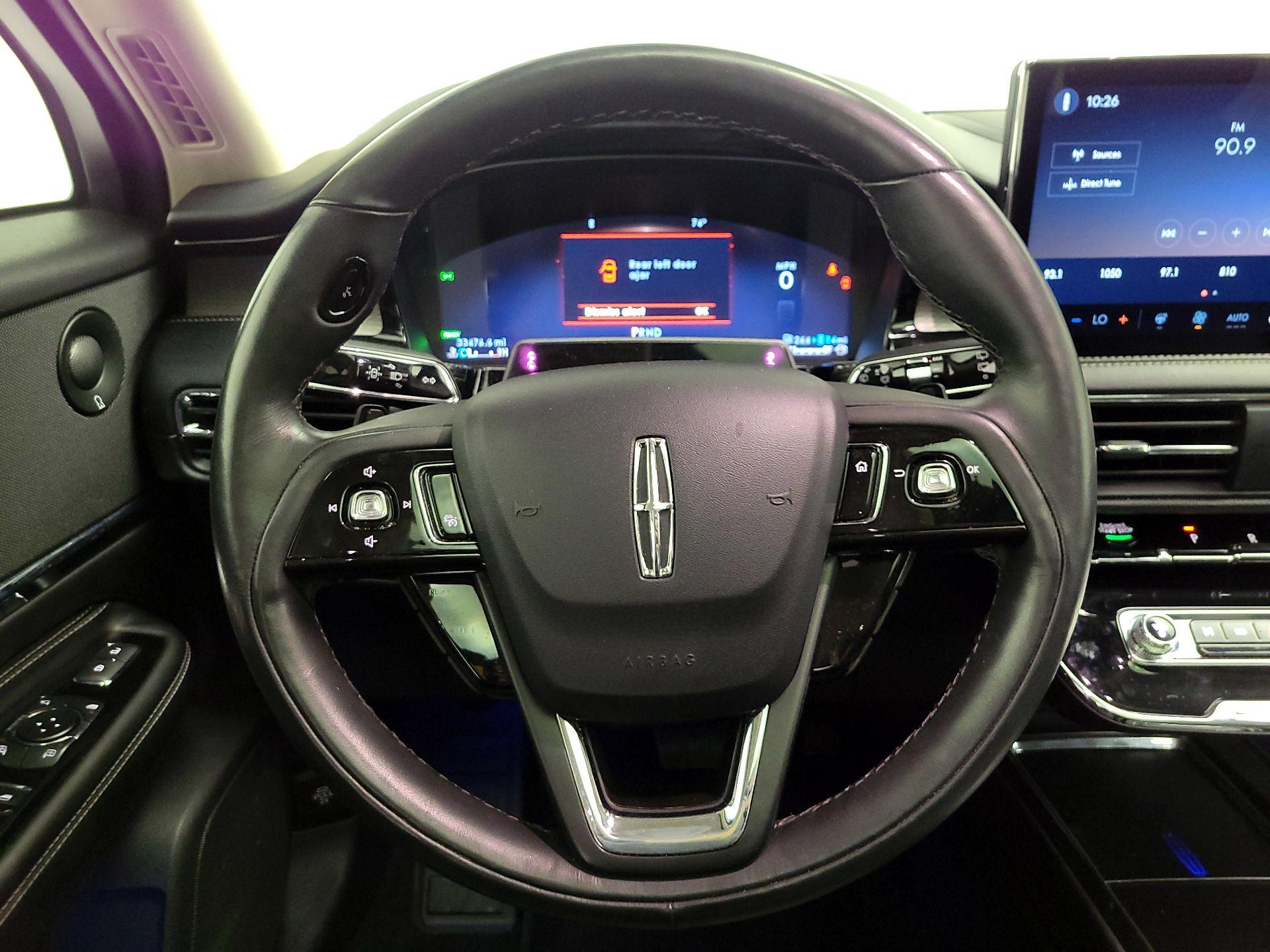 Thumbnail: 2023 Lincoln Corsair - 10