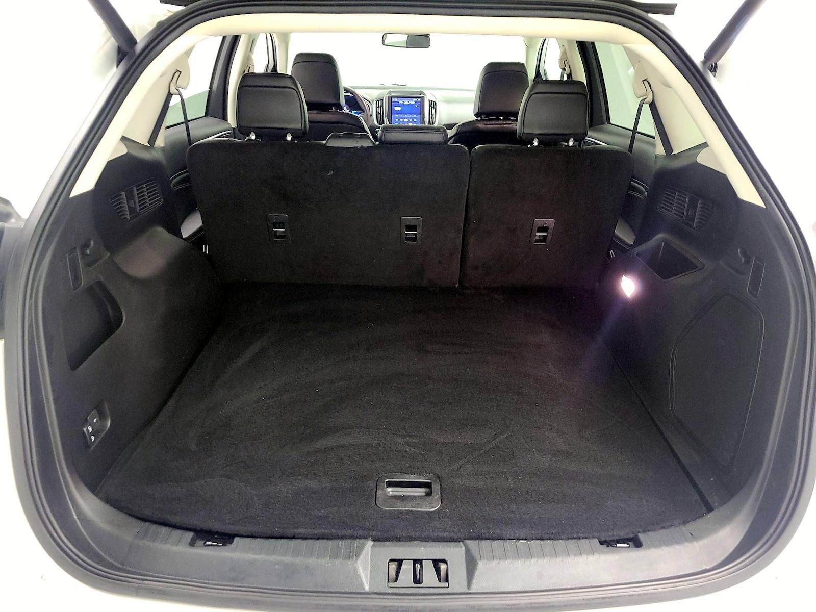 2024 Ford Edge Titanium - Photo 19