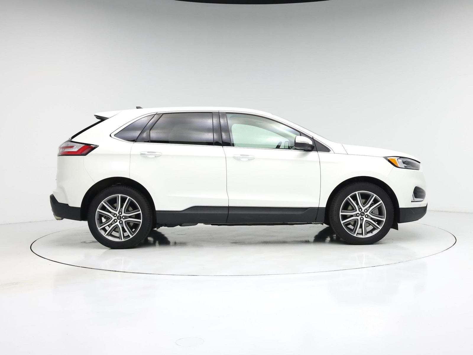 2024 Ford Edge Titanium - Photo 8