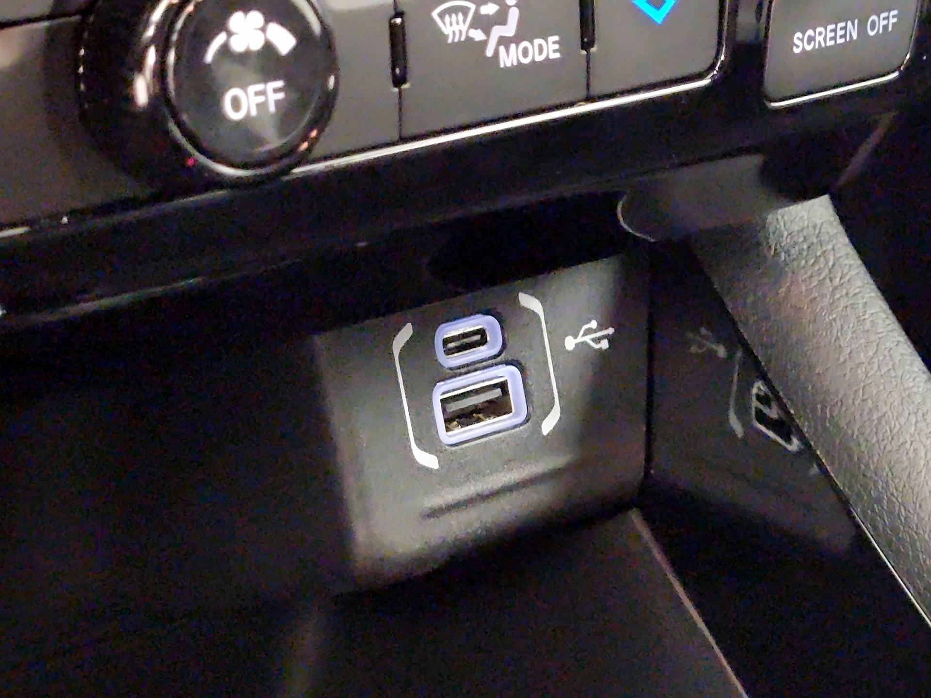Thumbnail: 2024 Jeep Compass - 18