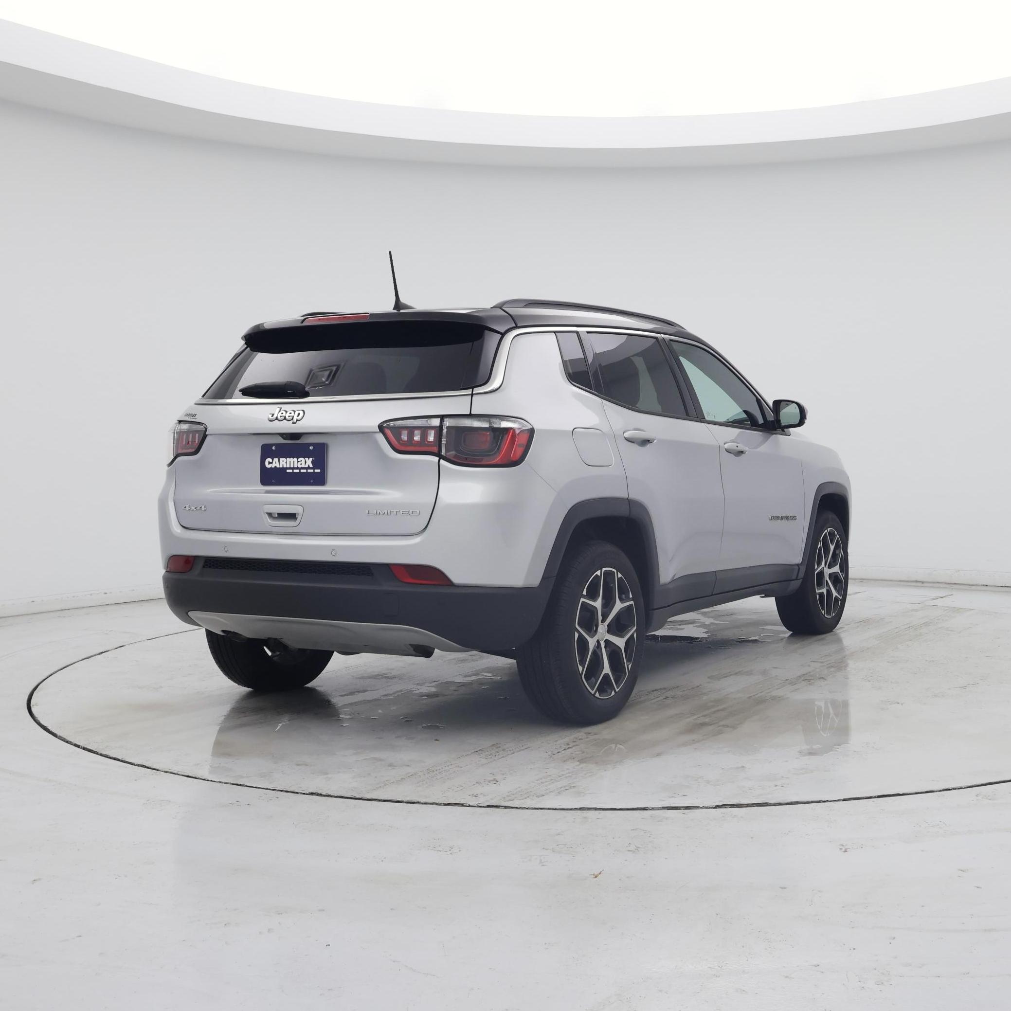 Thumbnail: 2024 Jeep Compass - 8