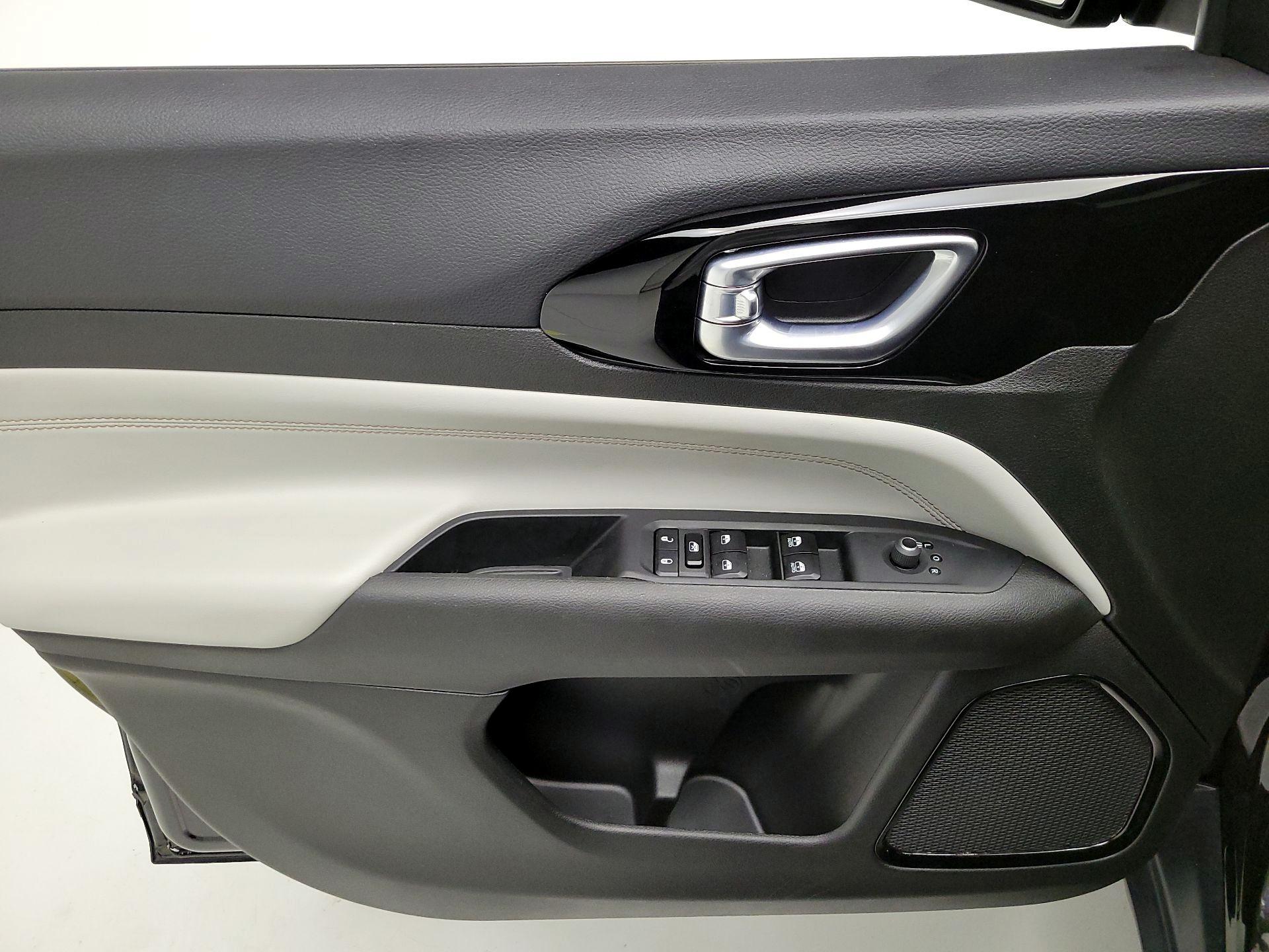 Thumbnail: 2024 Jeep Compass - 12