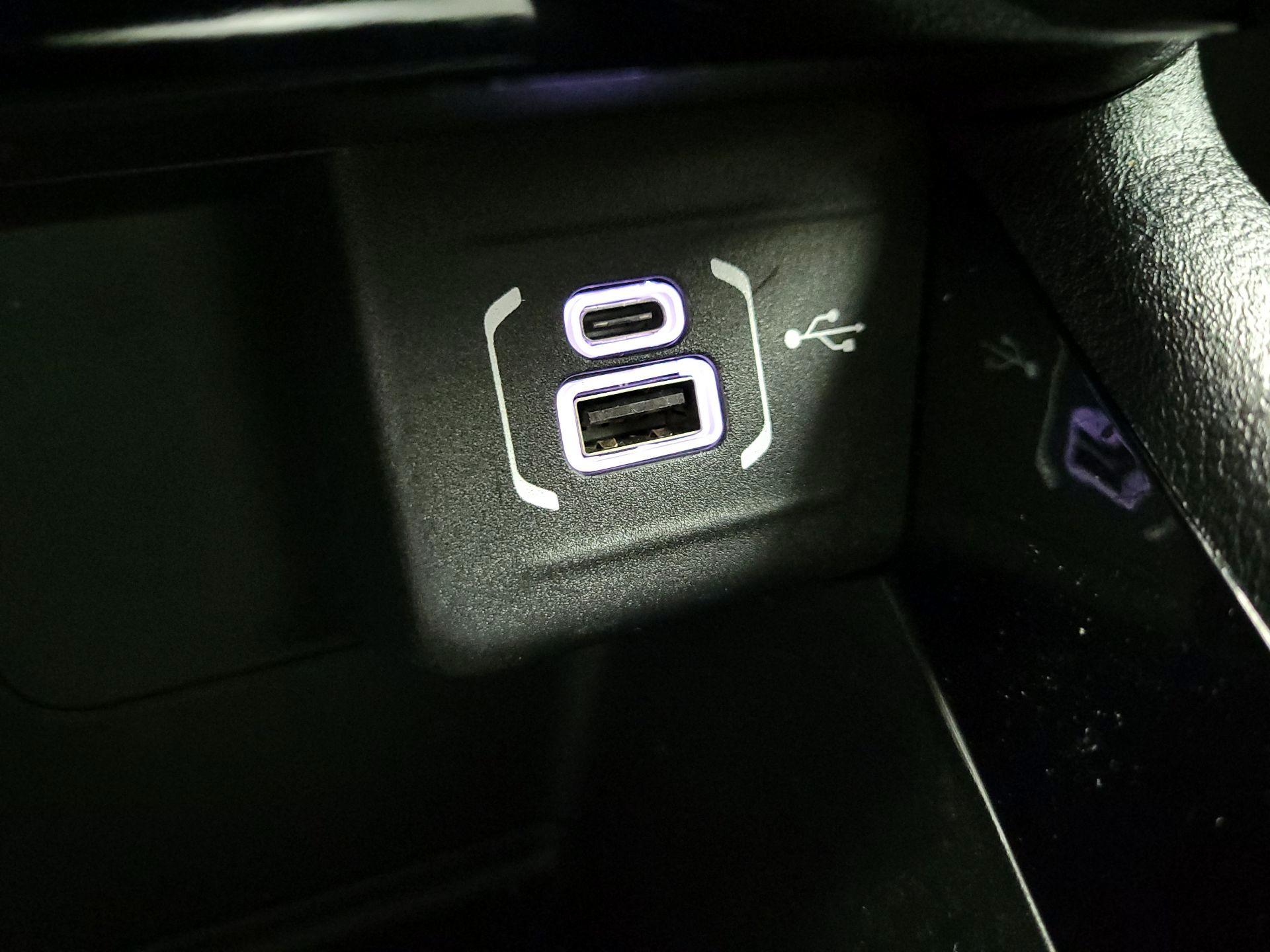 Thumbnail: 2024 Jeep Compass - 17