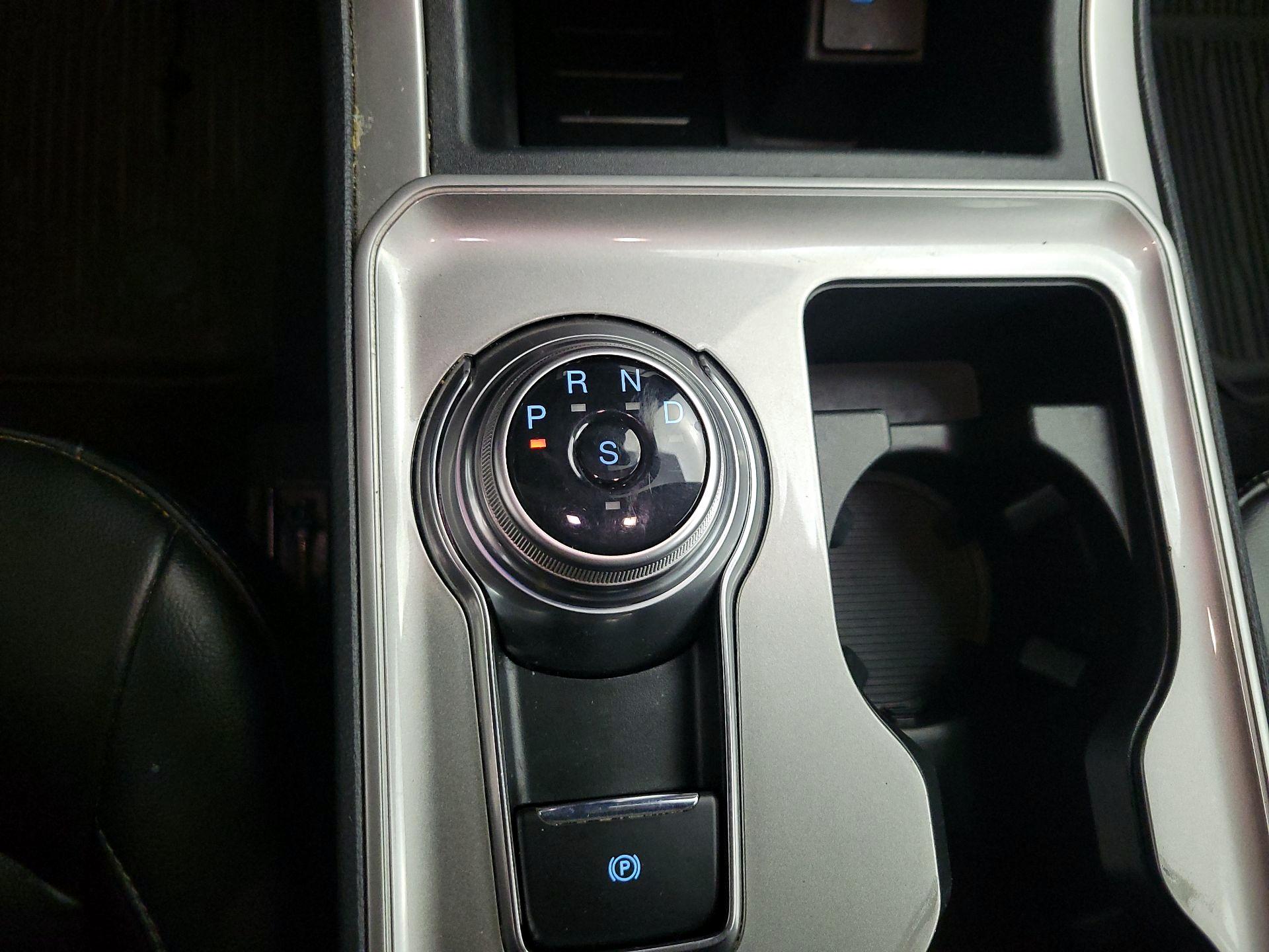 Thumbnail: 2023 Ford Edge - 15