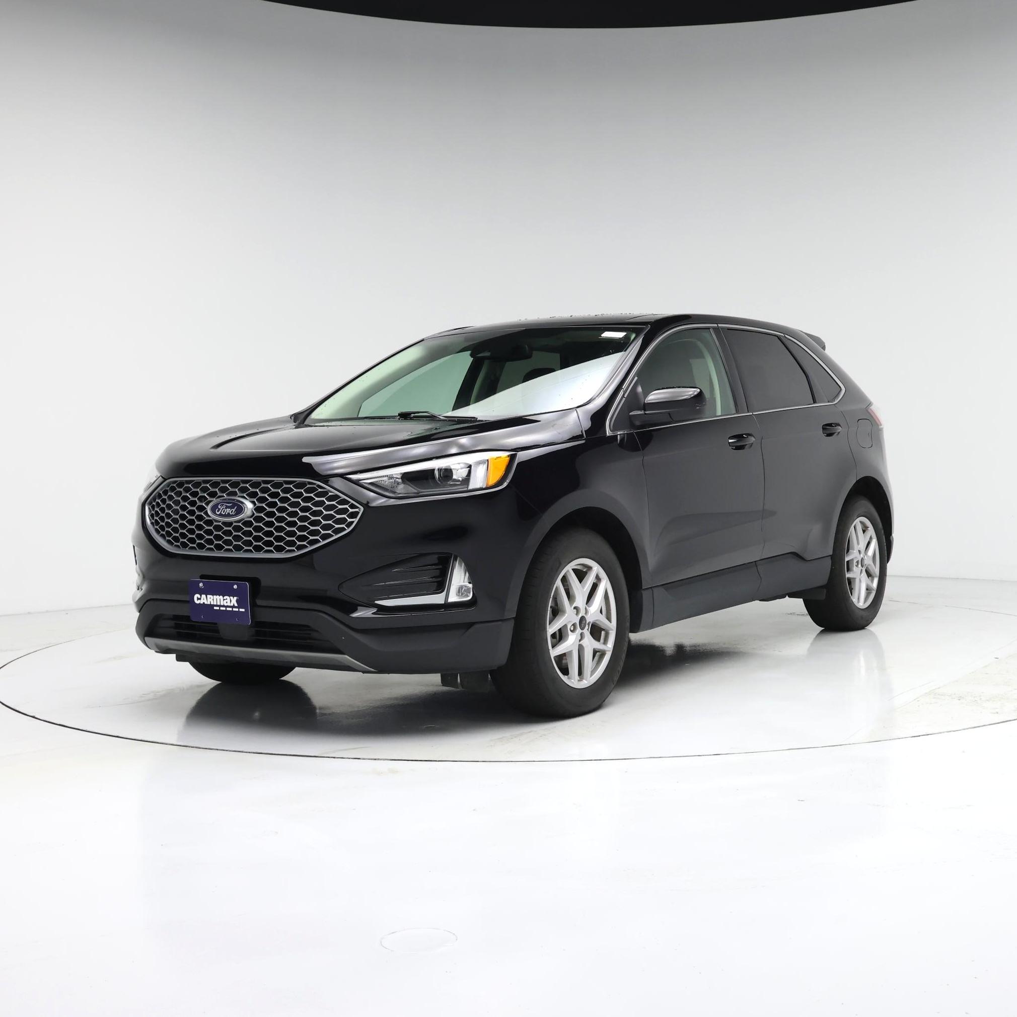 Thumbnail: 2023 Ford Edge - 4