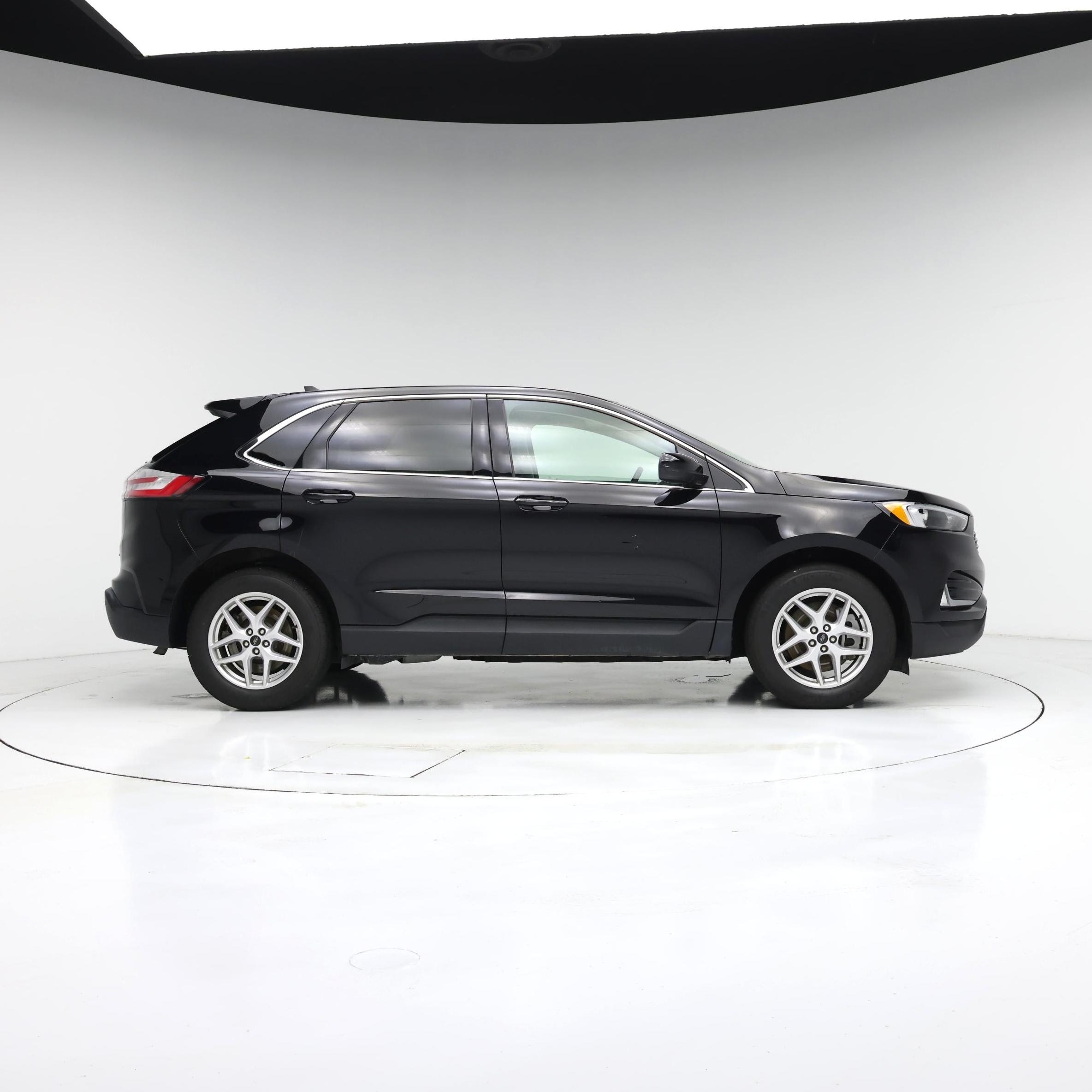 Thumbnail: 2023 Ford Edge - 7