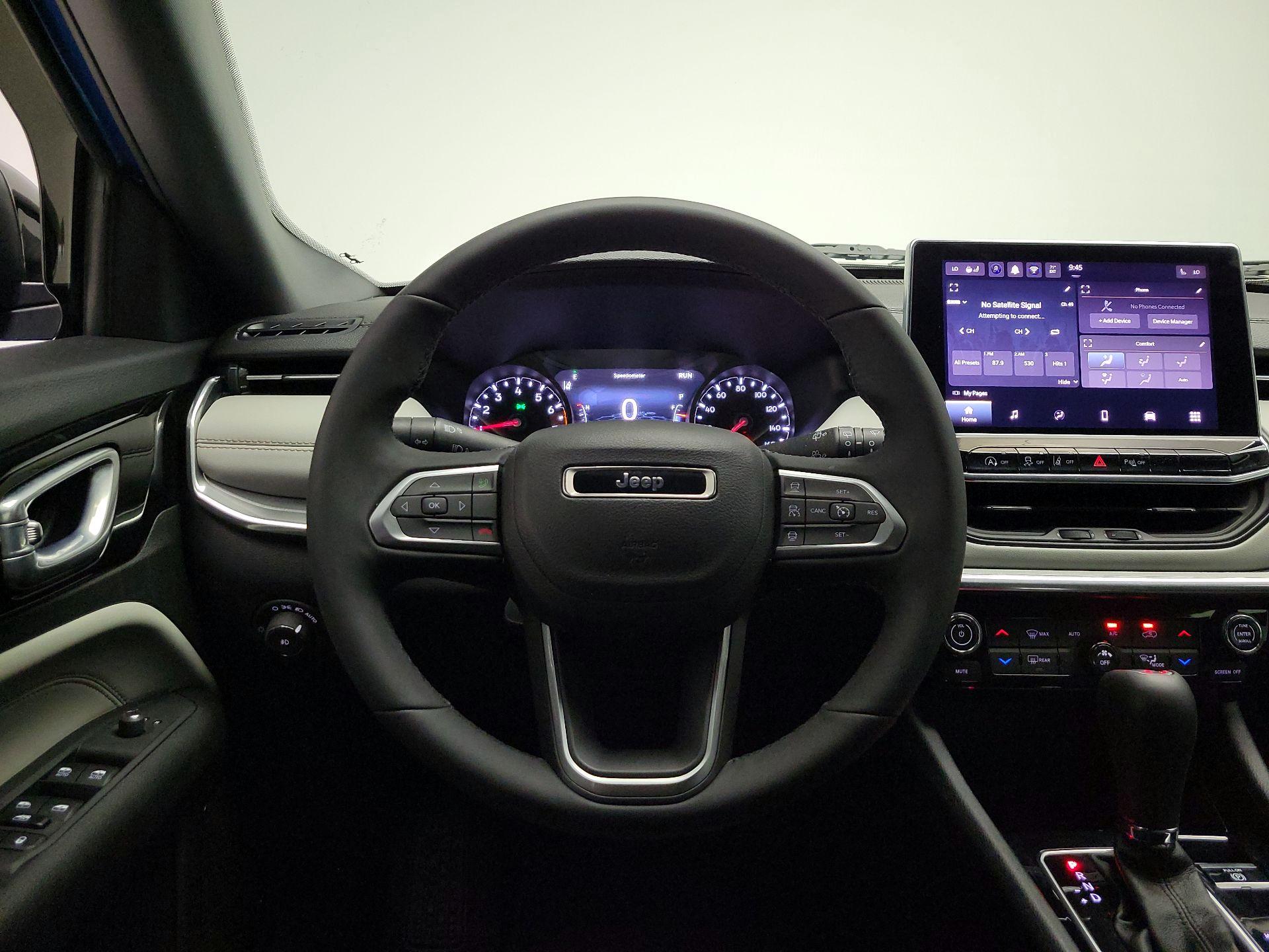 Thumbnail: 2024 Jeep Compass - 10