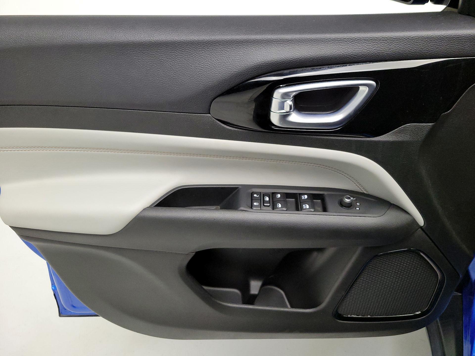 Thumbnail: 2024 Jeep Compass - 12