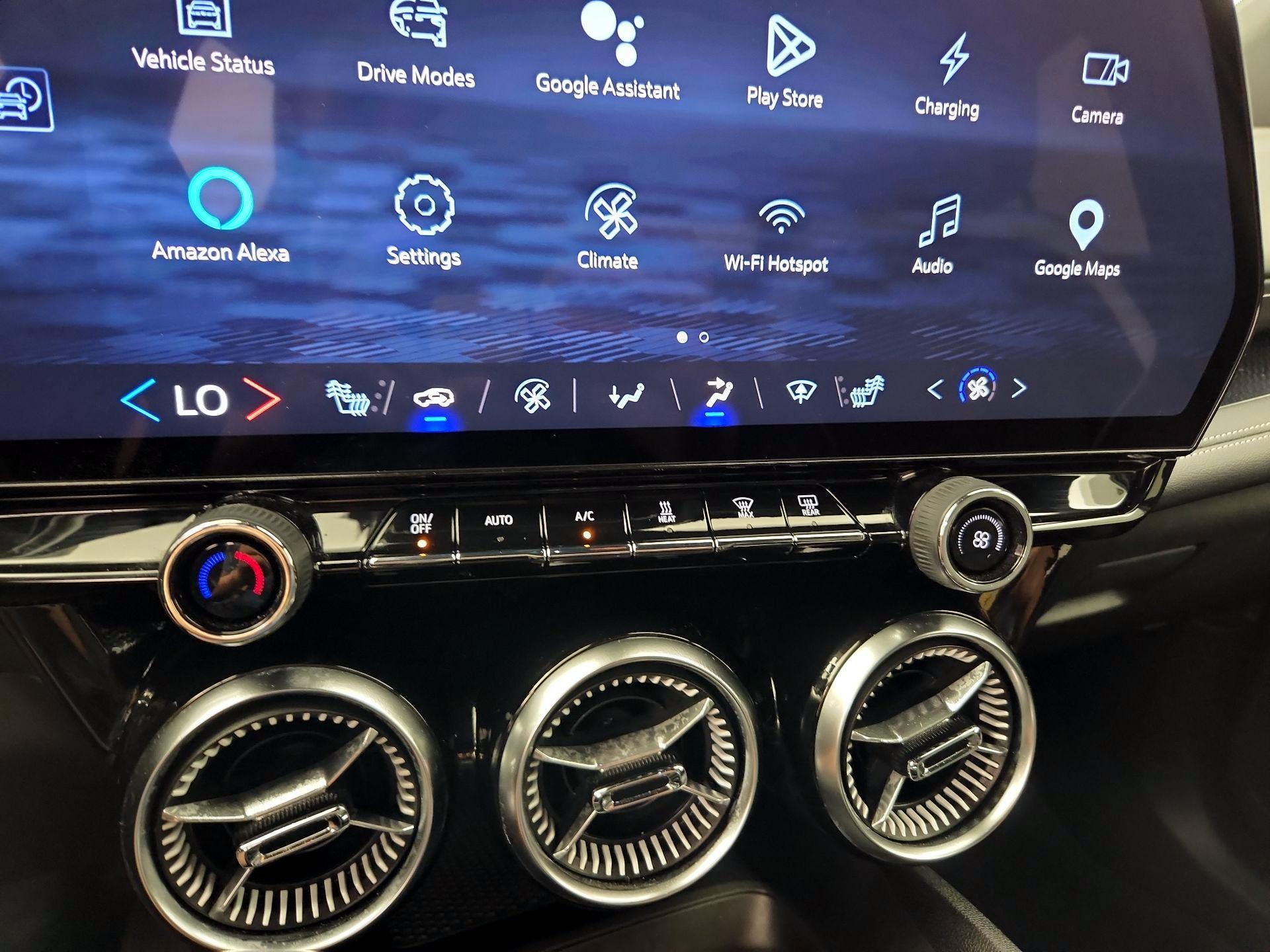 Thumbnail: 2024 Chevrolet Blazer EV - 17
