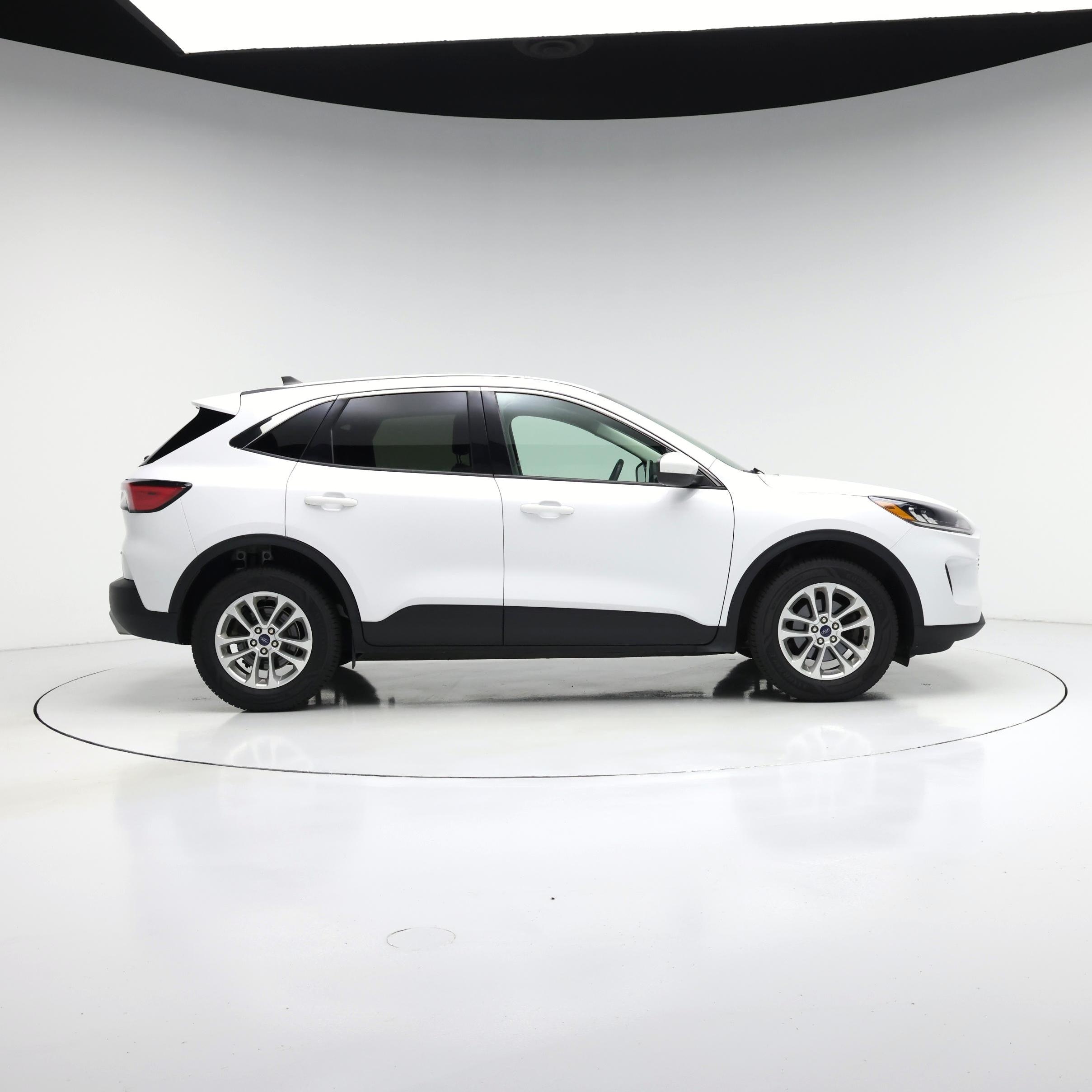 Thumbnail: 2021 Ford Escape - 7
