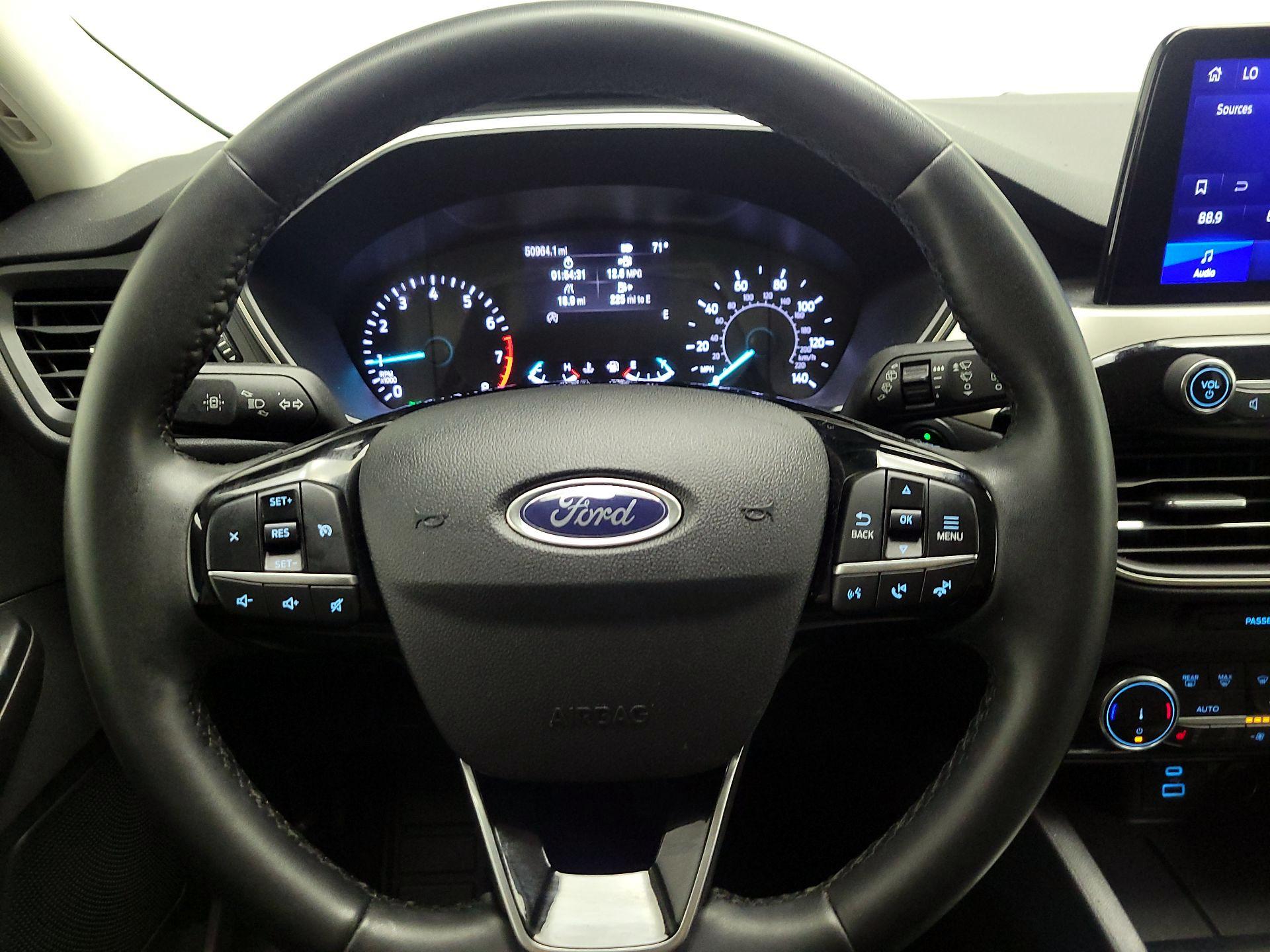 Thumbnail: 2022 Ford Escape - 10