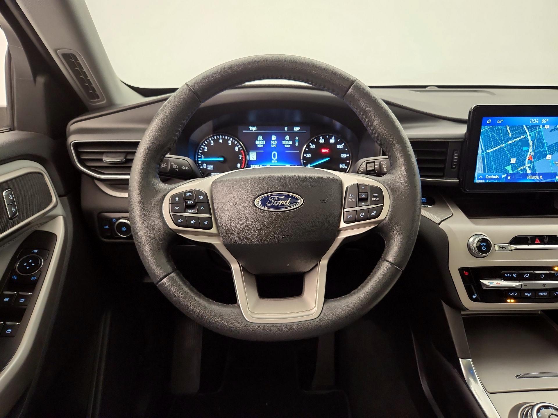 Thumbnail: 2023 Ford Explorer - 10