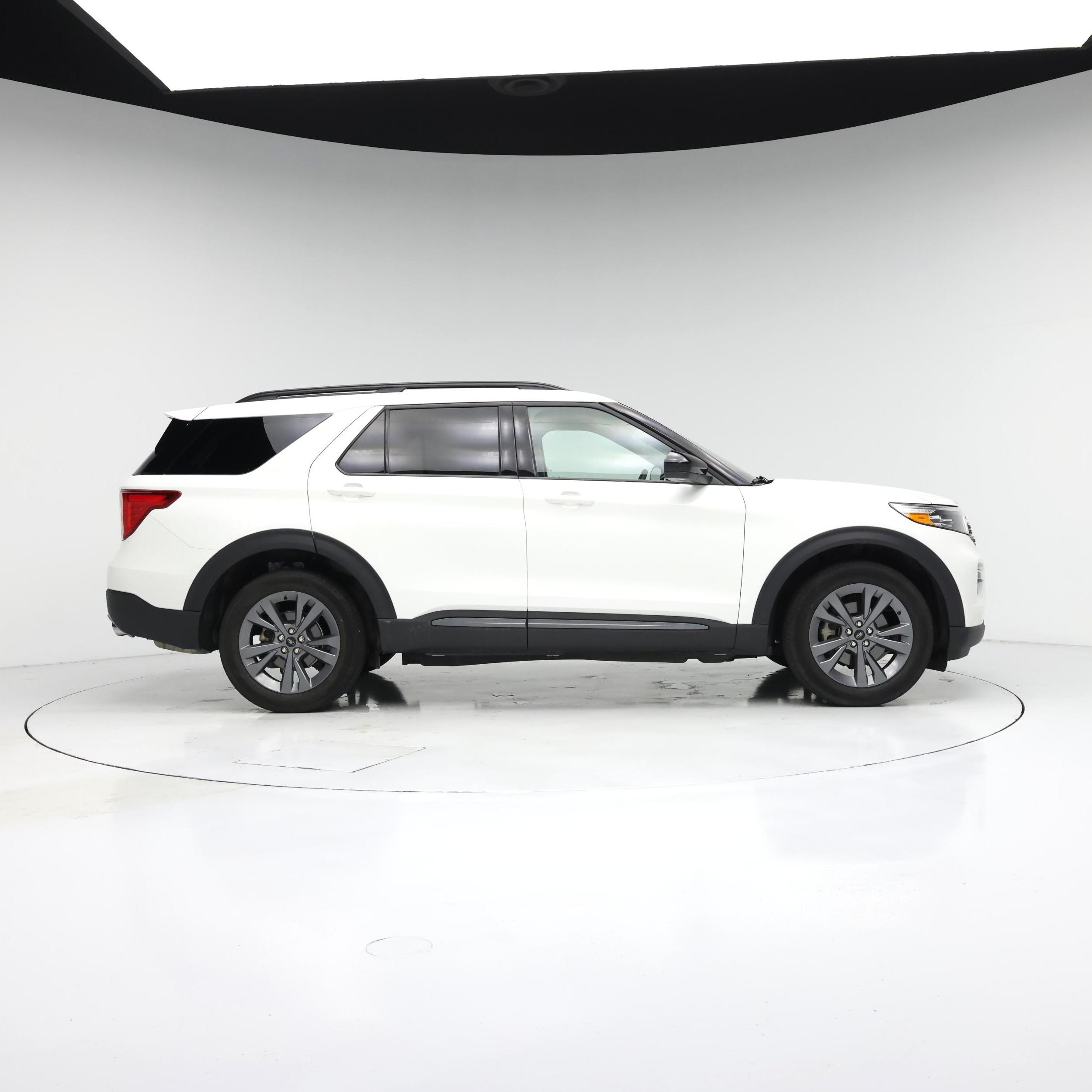 Thumbnail: 2024 Ford Explorer - 7