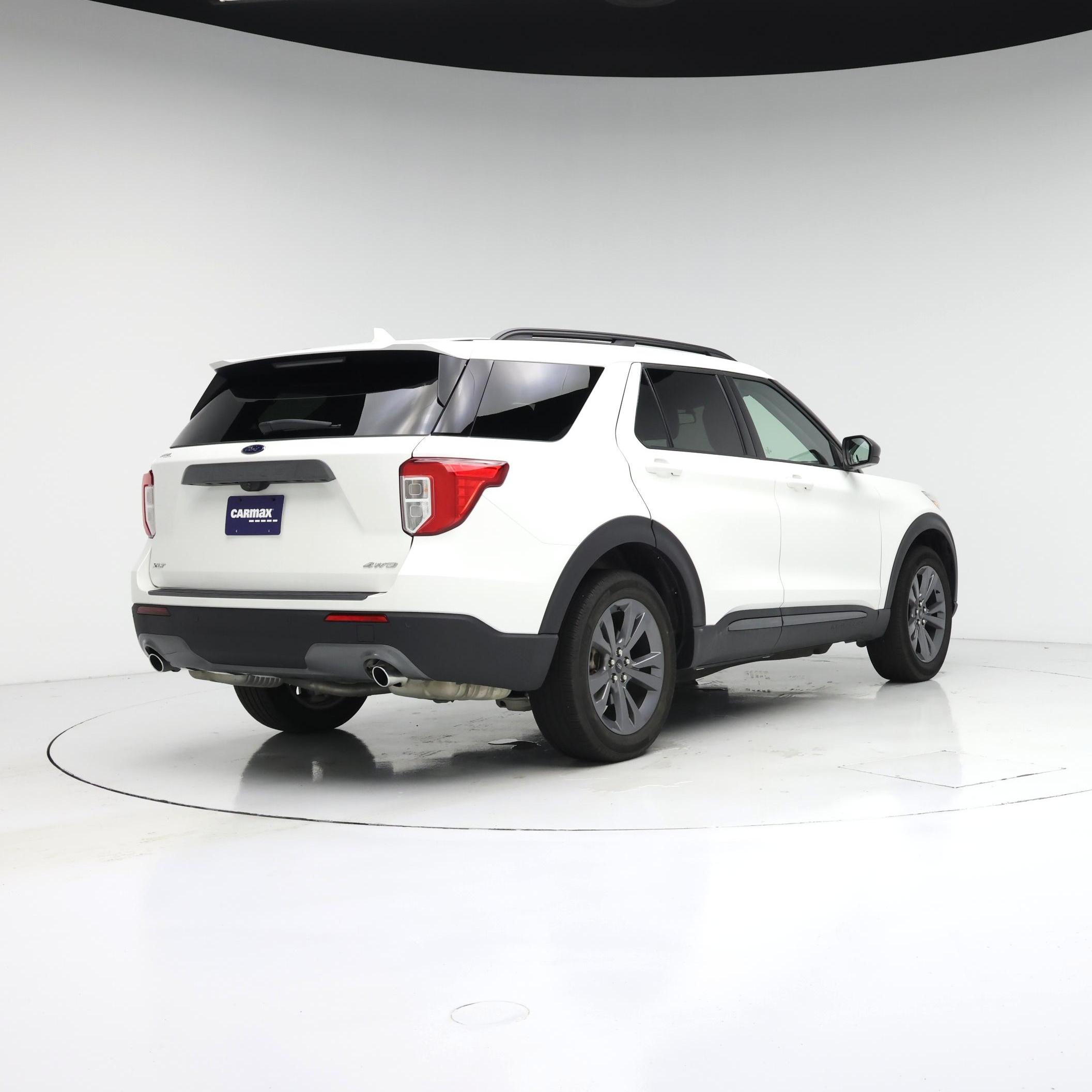 Thumbnail: 2024 Ford Explorer - 8