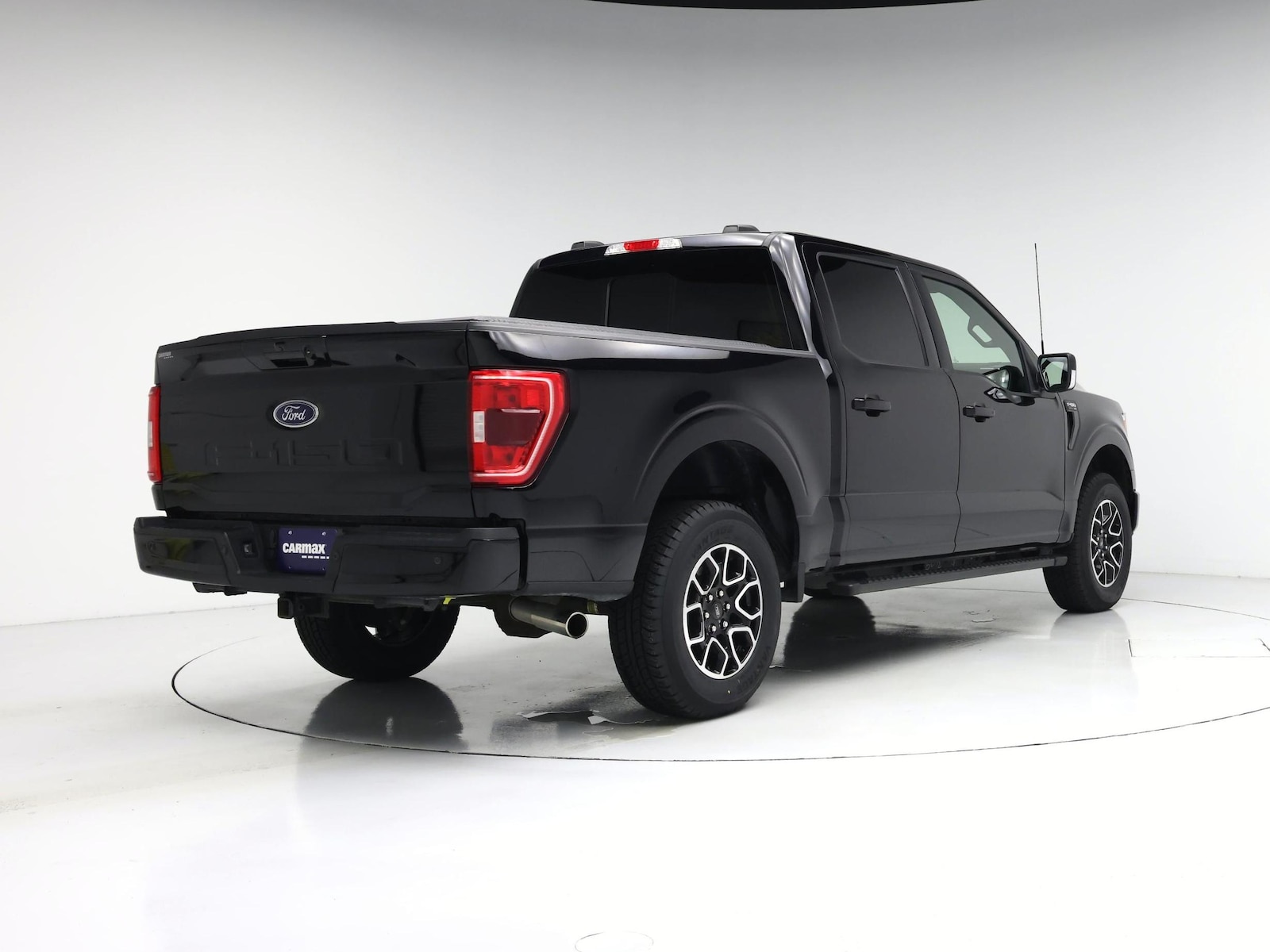 2023 Ford F-150 XLT - Photo 9