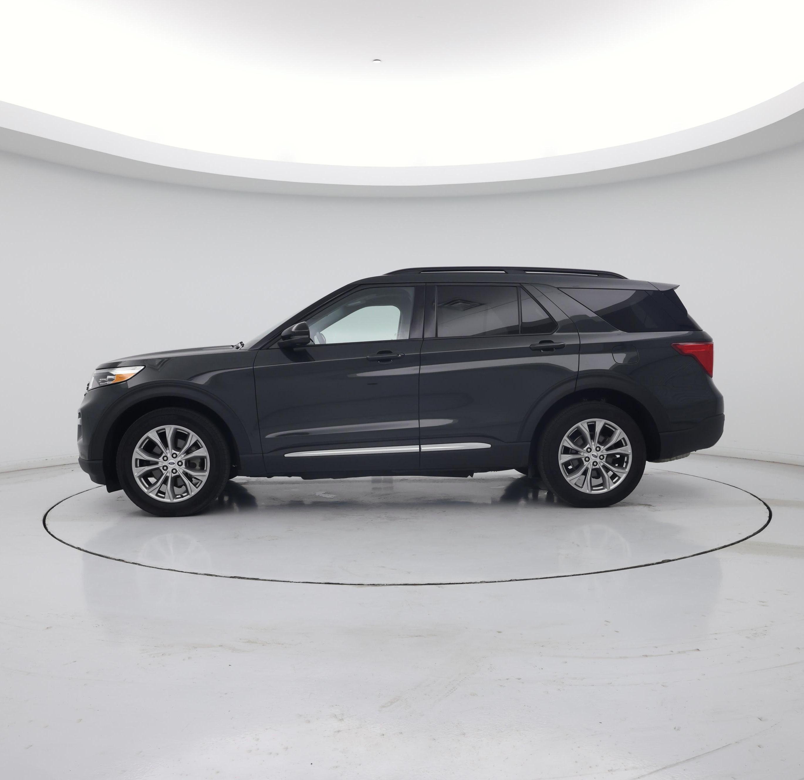 Thumbnail: 2024 Ford Explorer - 3
