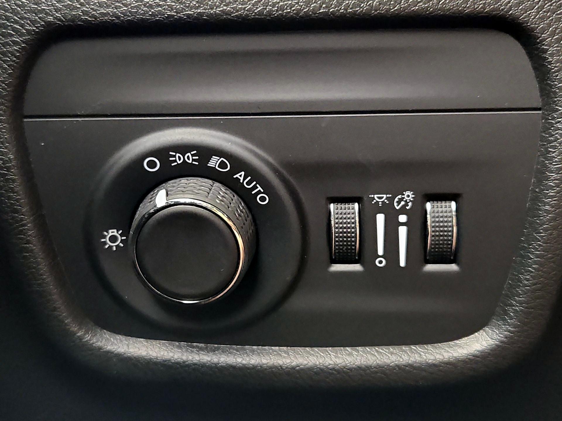 Thumbnail: 2024 Jeep Grand Cherokee - 13