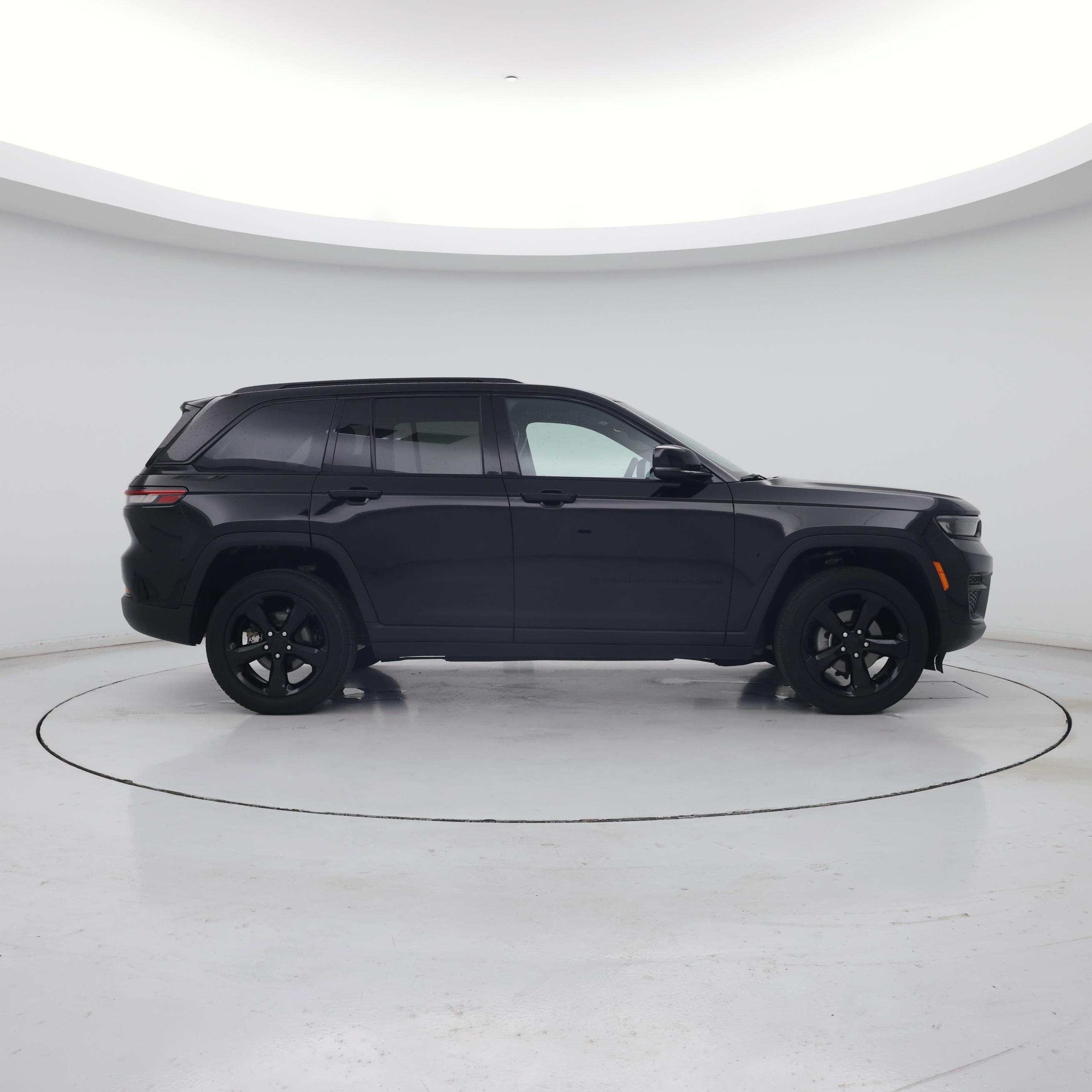 Thumbnail: 2024 Jeep Grand Cherokee - 7