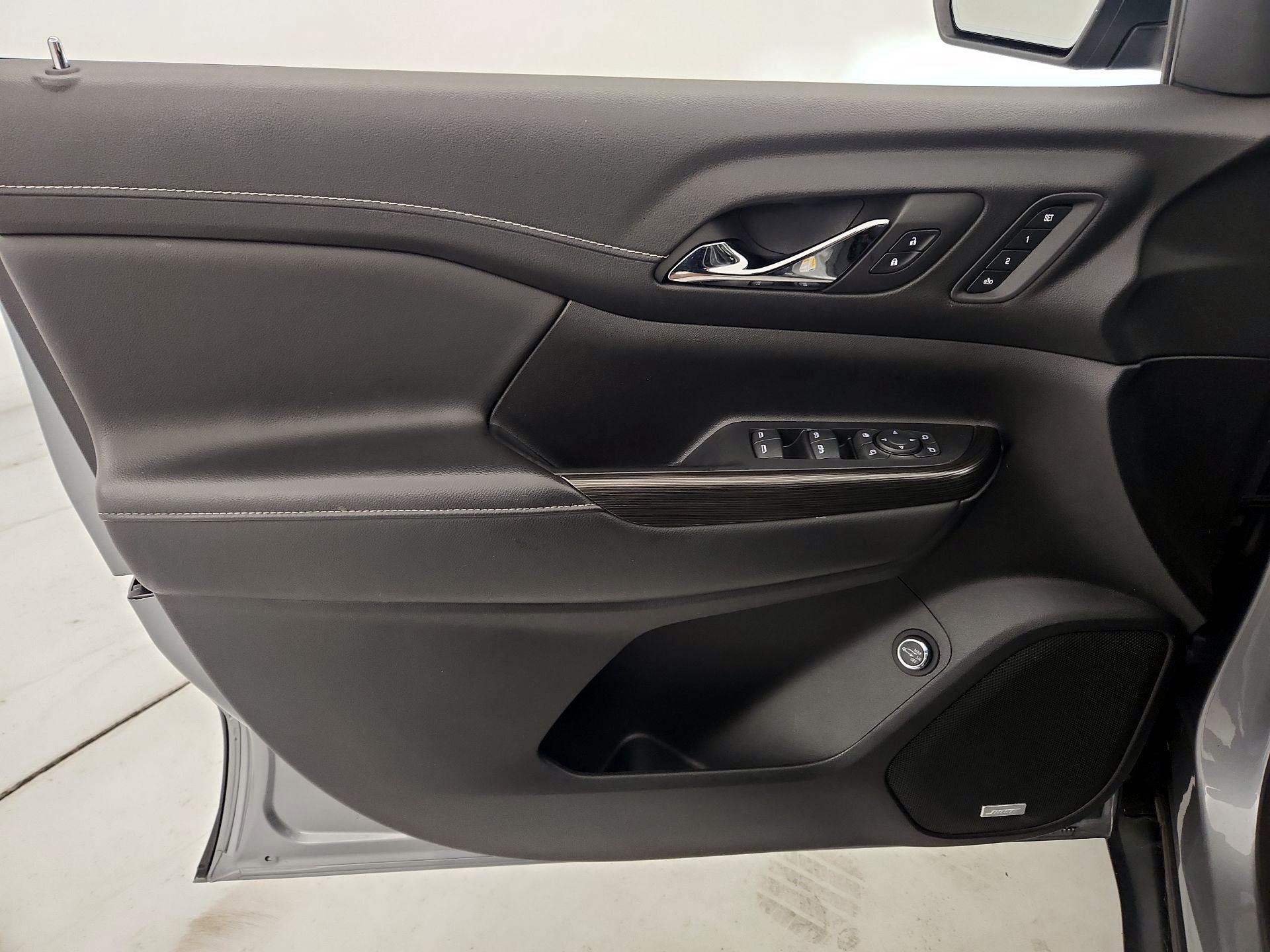Thumbnail: 2023 GMC Acadia - 12