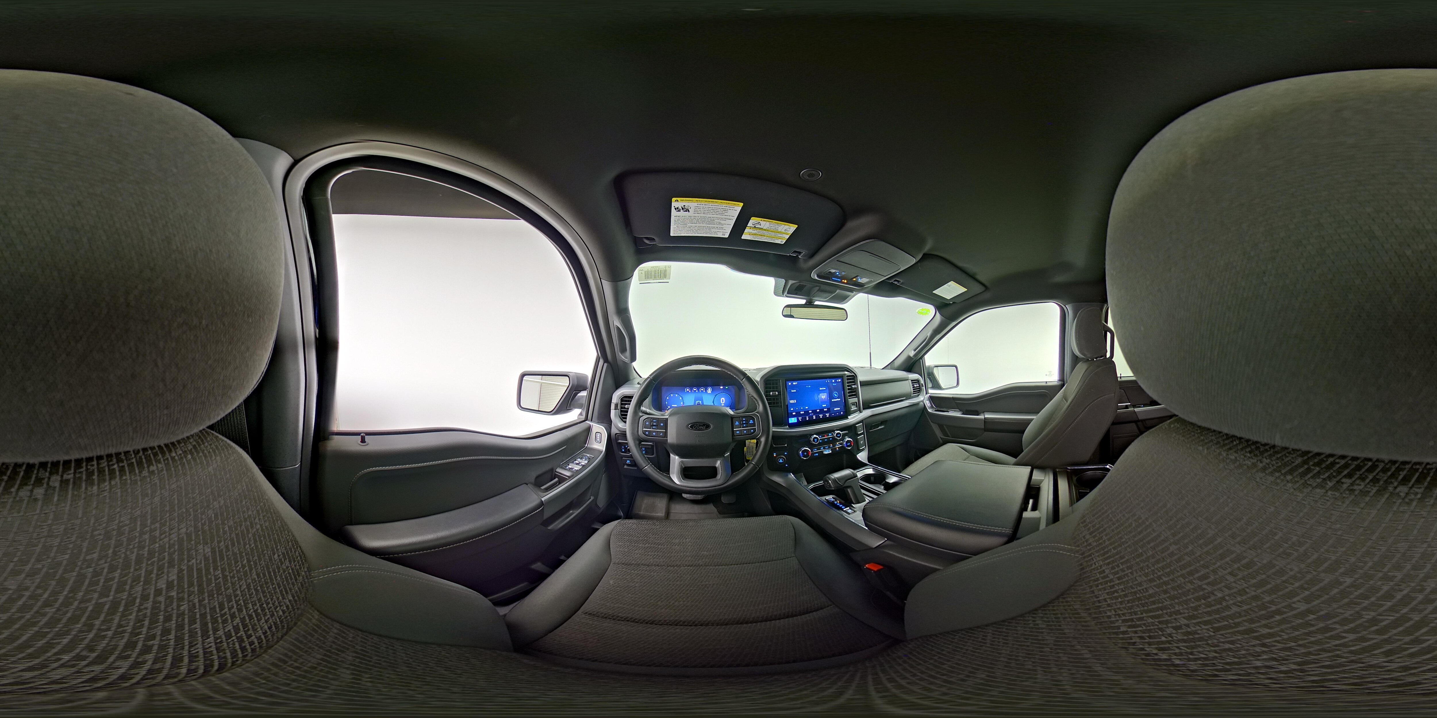 2025 Ford F-150 XLT - Photo 26