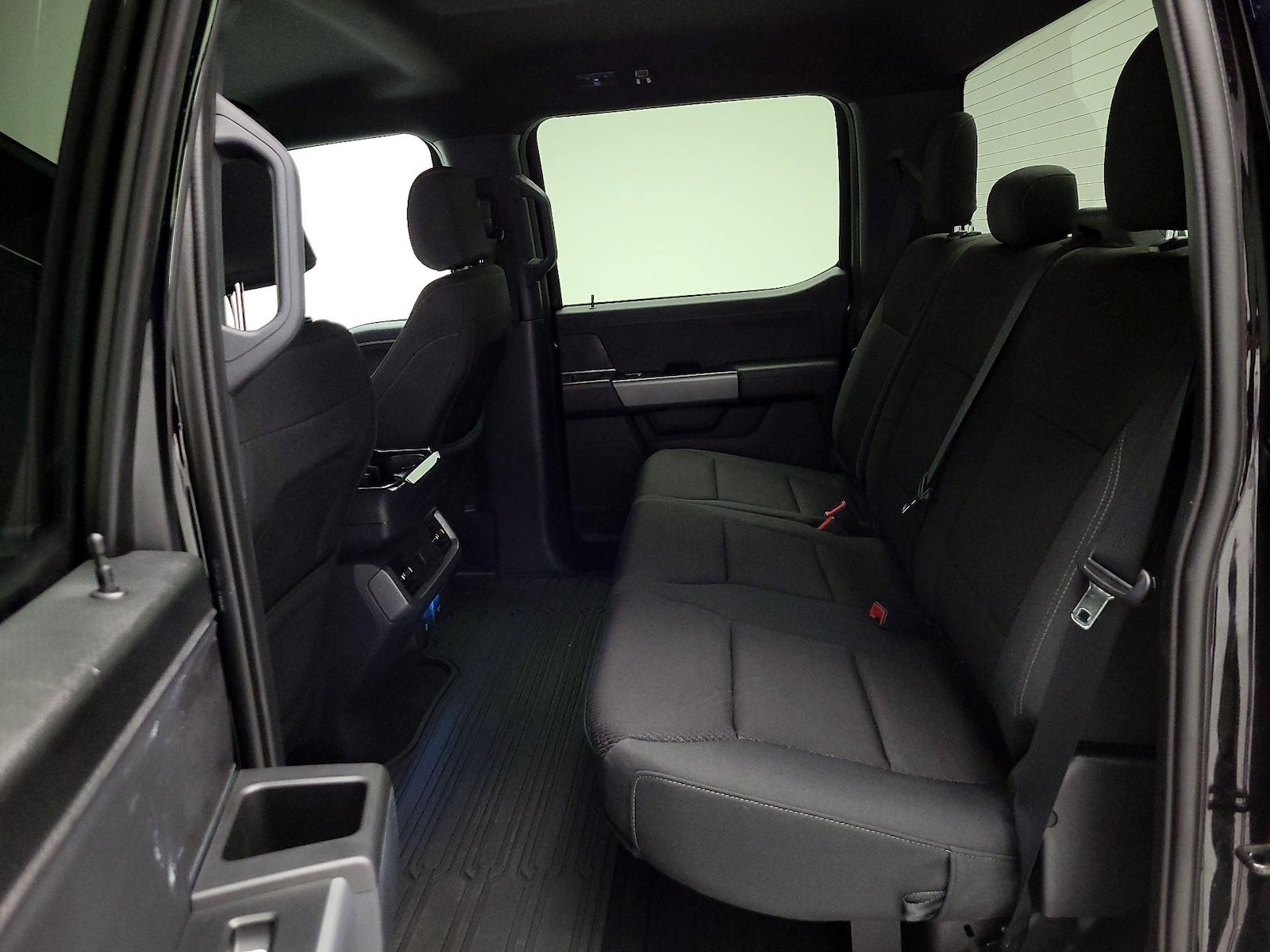 2025 Ford F-150 XLT - Photo 20