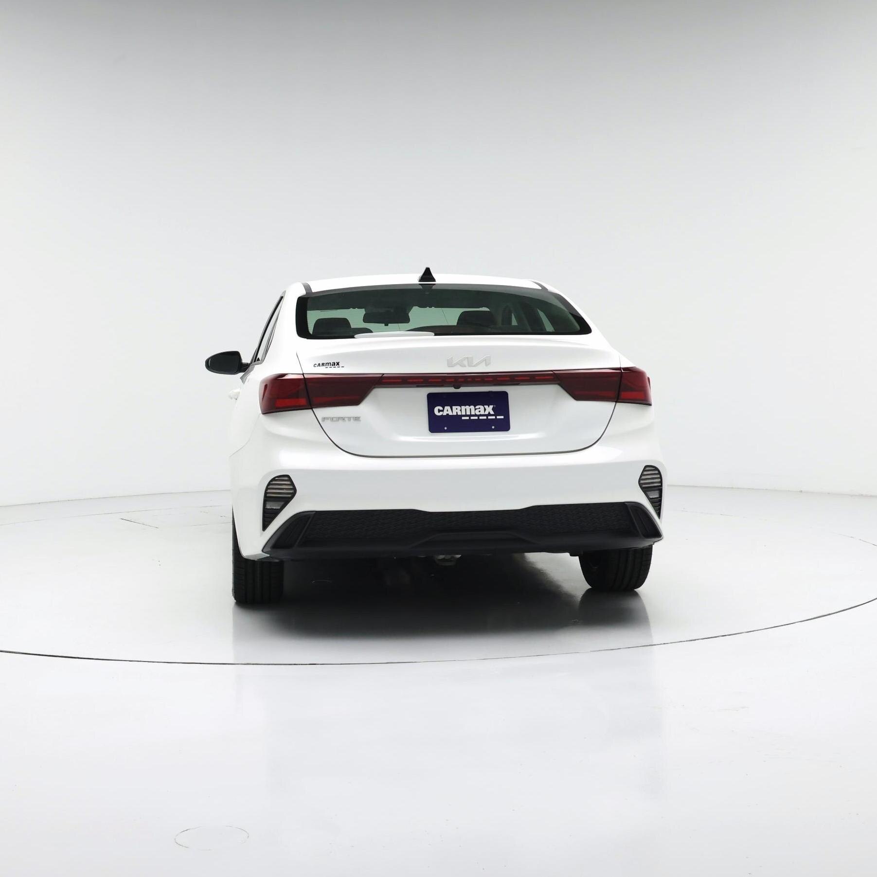 Thumbnail: 2022 Kia Forte - 6