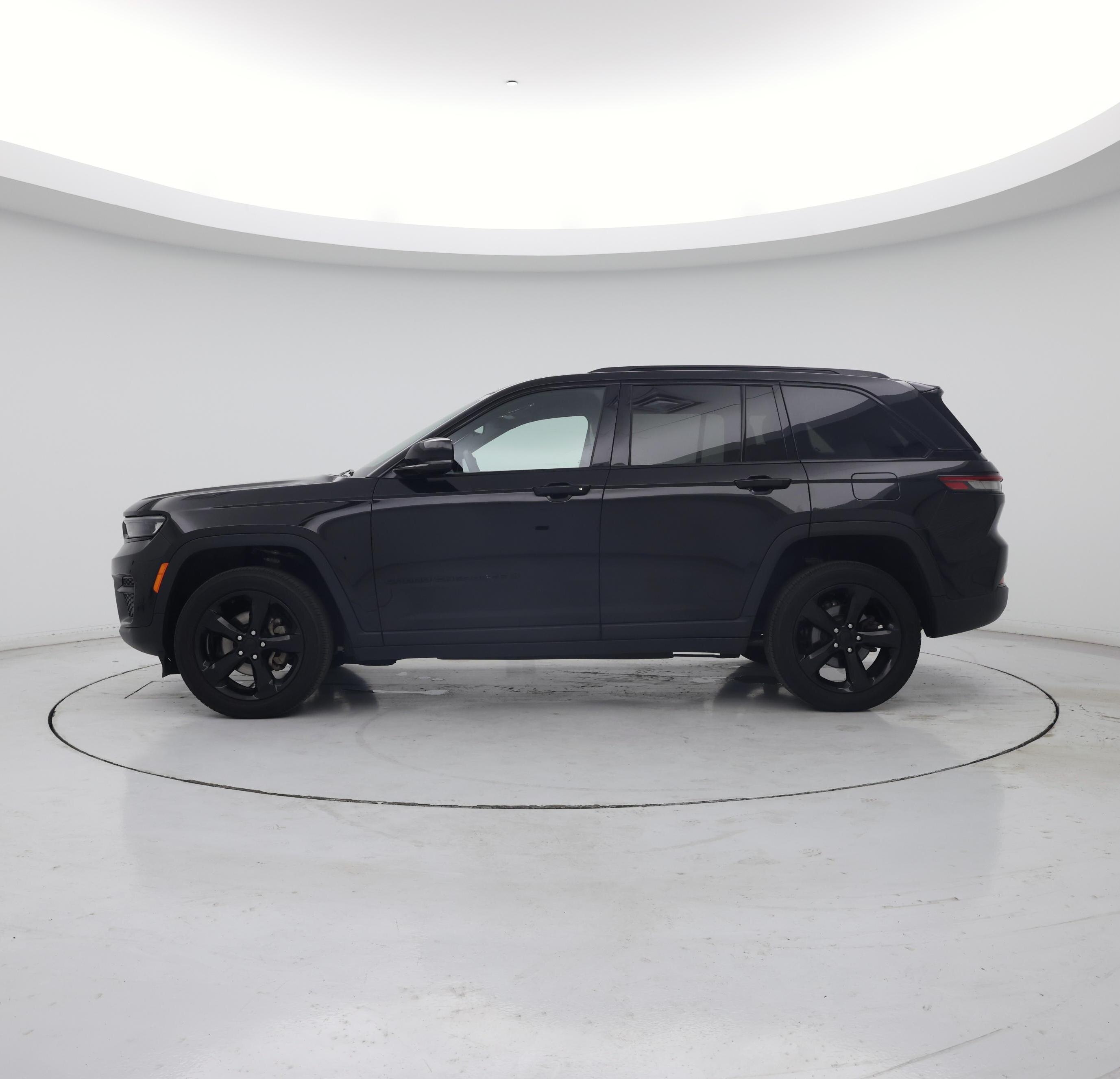 Thumbnail: 2024 Jeep Grand Cherokee - 3