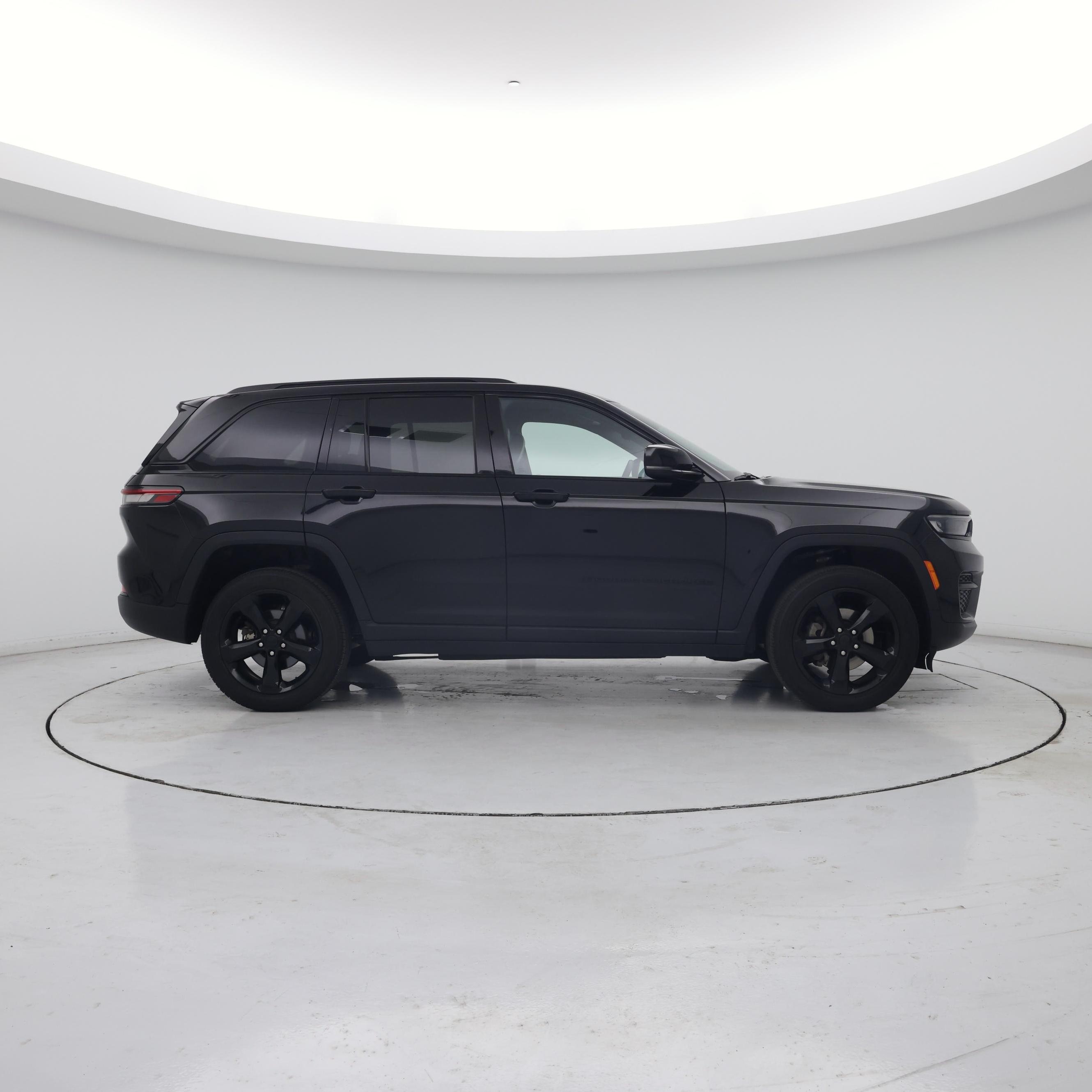 Thumbnail: 2024 Jeep Grand Cherokee - 7