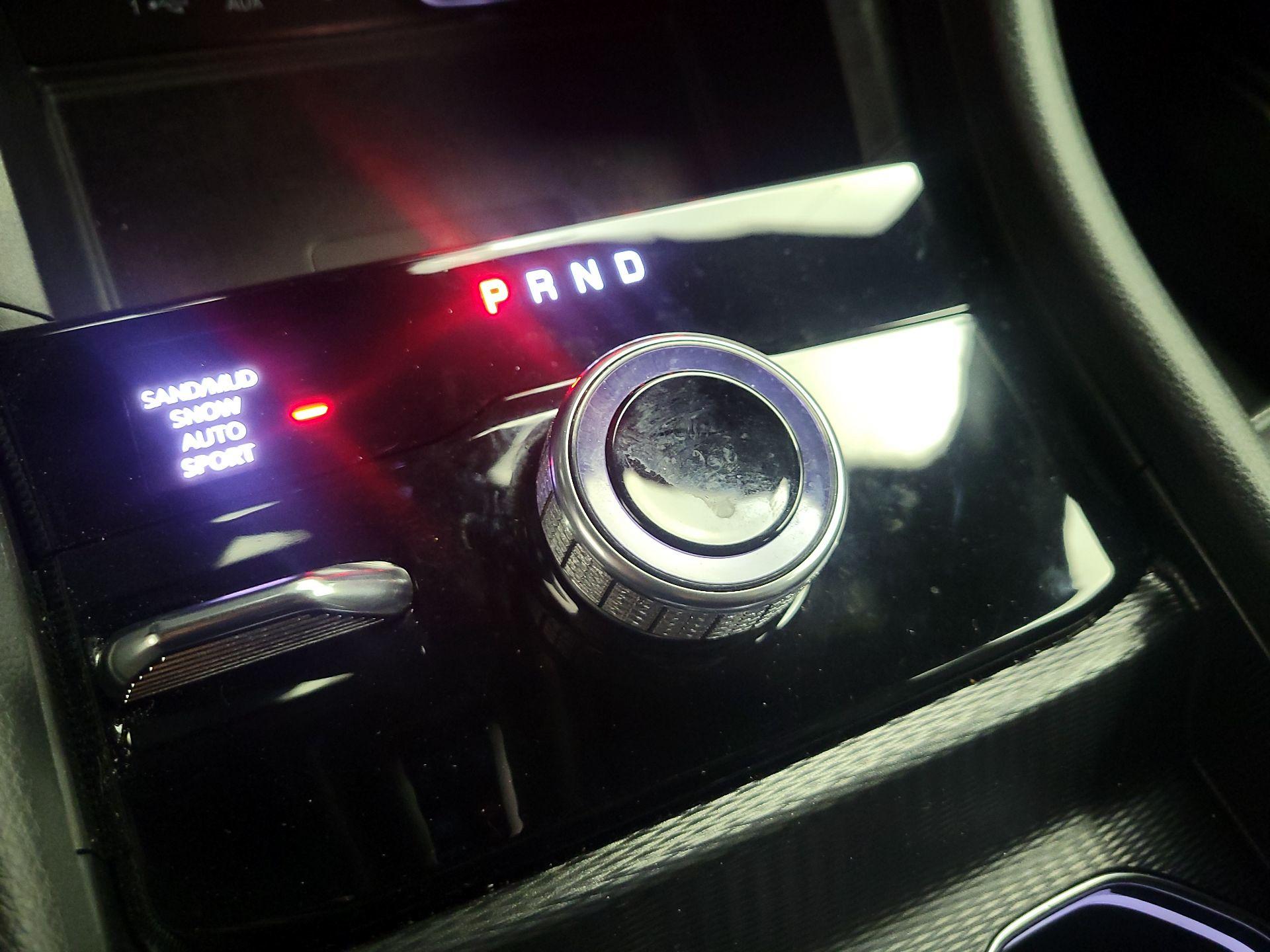Thumbnail: 2024 Jeep Grand Cherokee - 16