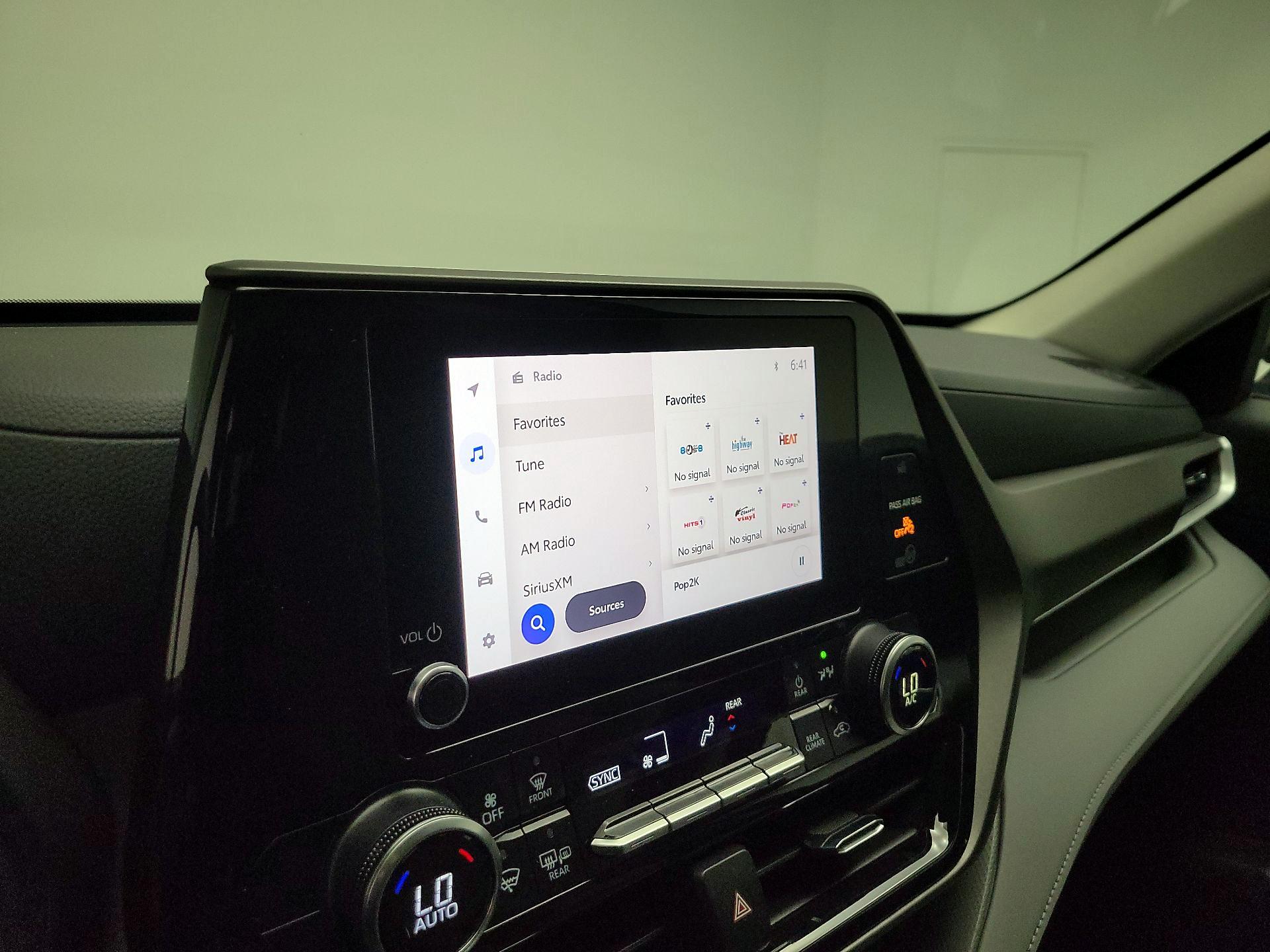 Thumbnail: 2024 Toyota Highlander - 14