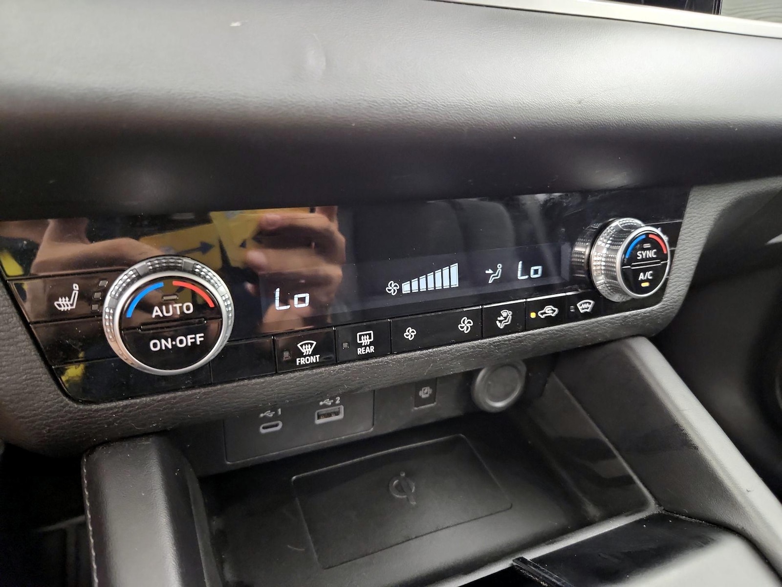 2024 Mitsubishi Outlander SE - Photo 18