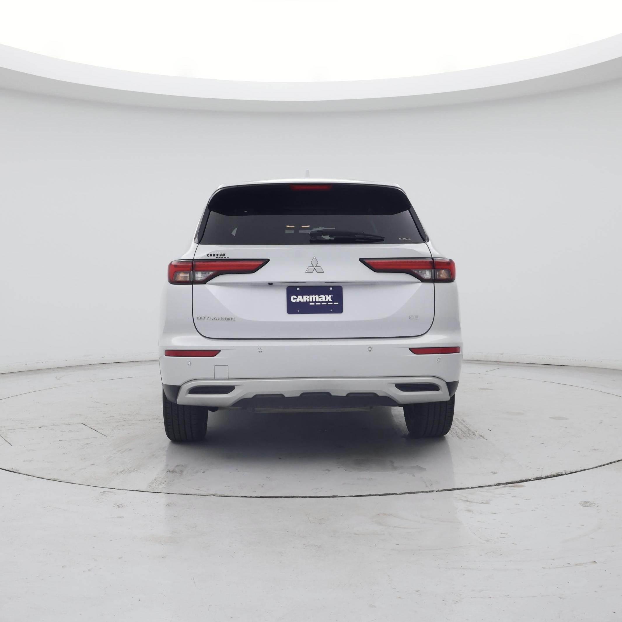 Thumbnail: 2024 Mitsubishi Outlander - 6
