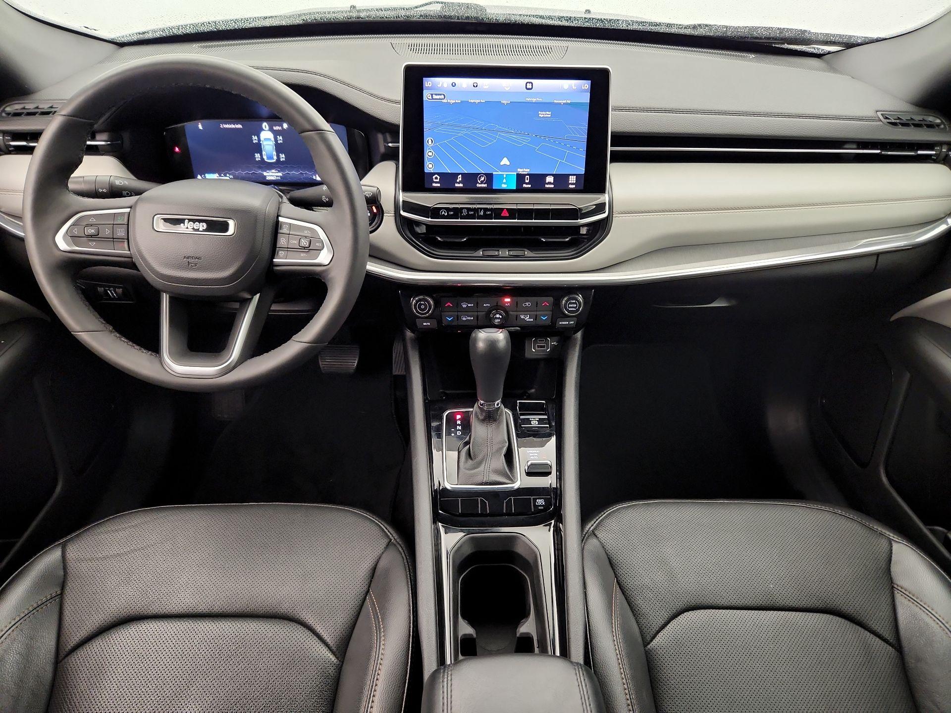 Thumbnail: 2023 Jeep Compass - 9