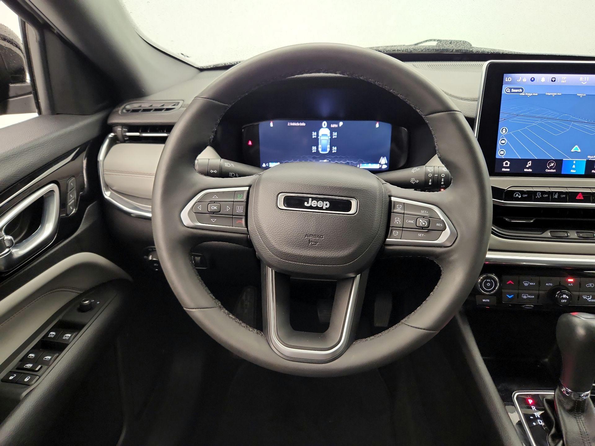 Thumbnail: 2023 Jeep Compass - 10