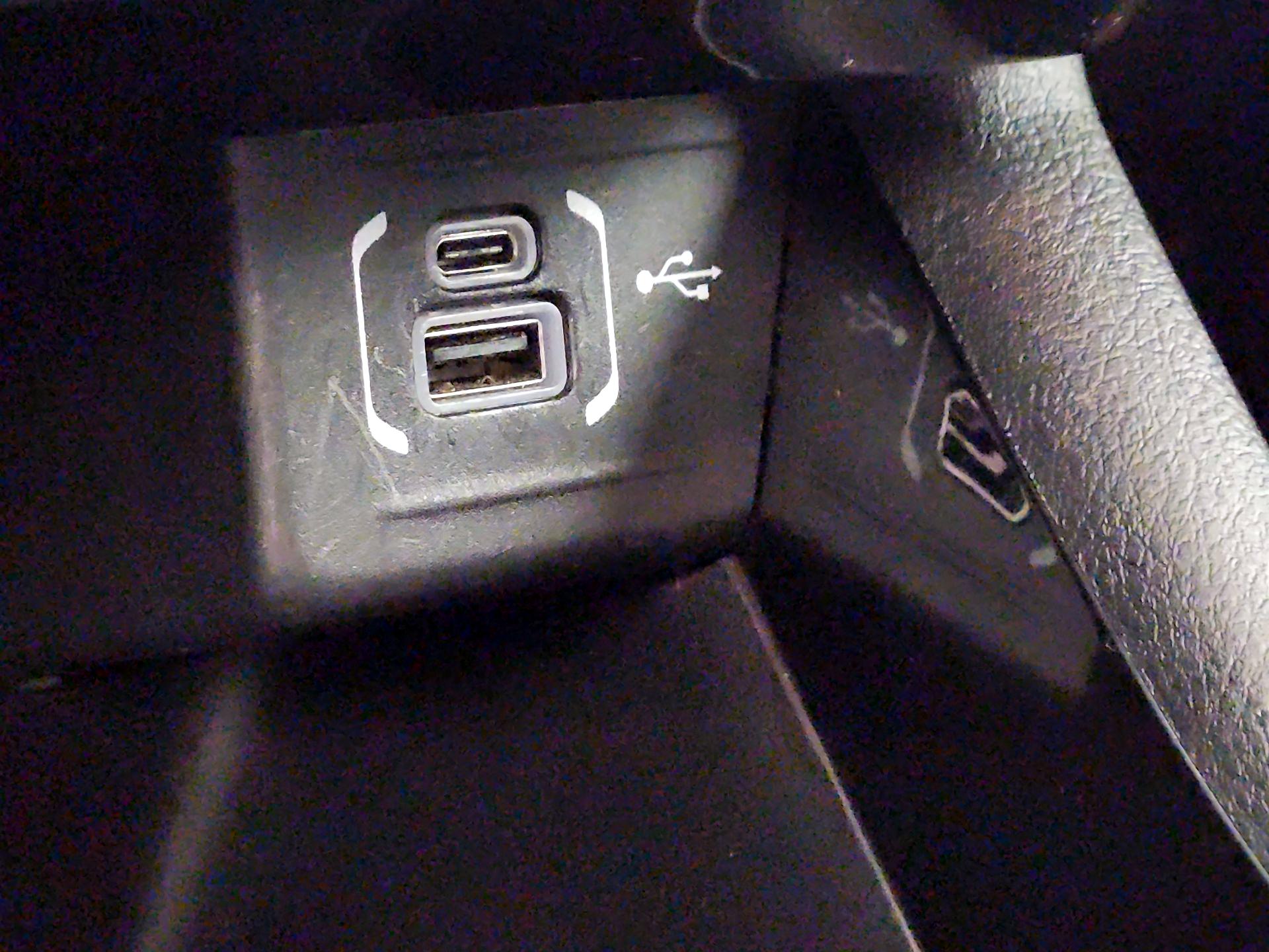 Thumbnail: 2023 Jeep Compass - 19
