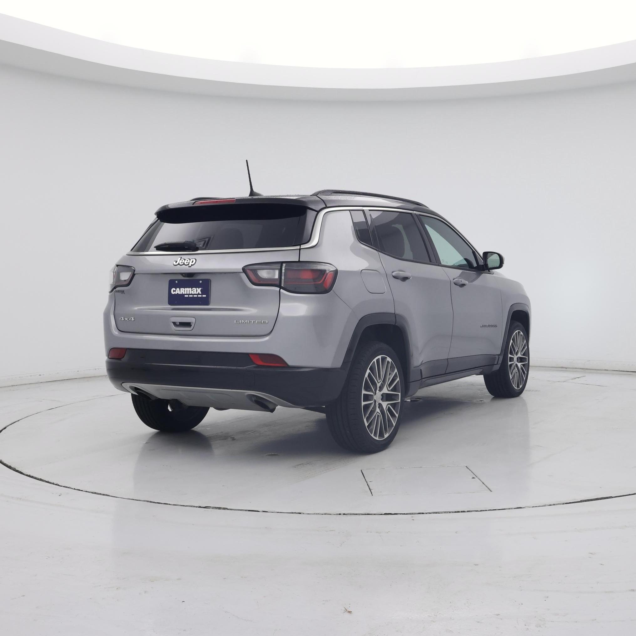 Thumbnail: 2023 Jeep Compass - 8
