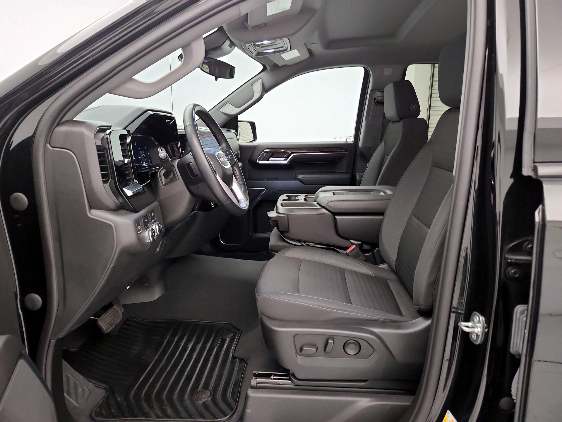 Thumbnail: 2023 GMC Sierra 1500 - 11