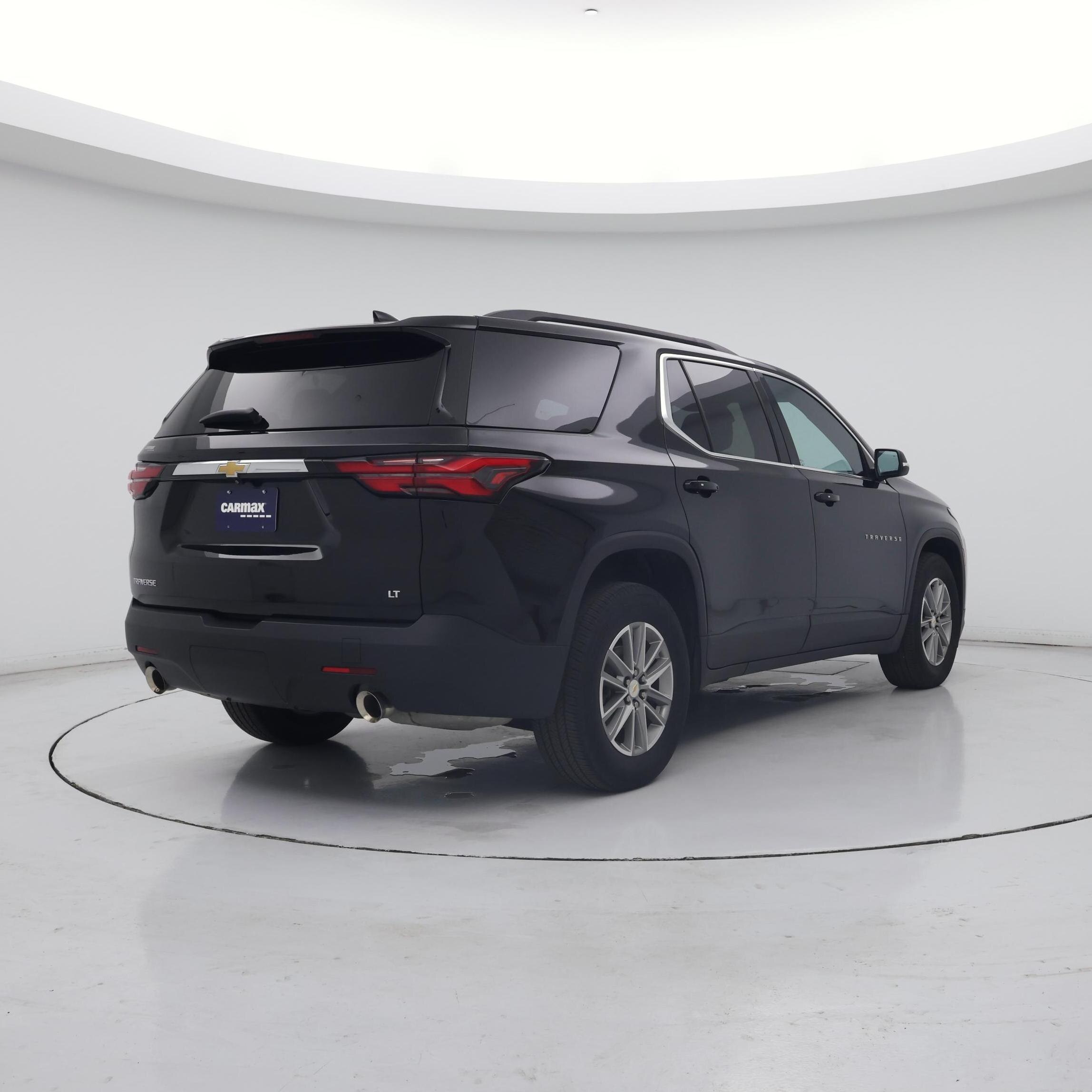 Thumbnail: 2023 Chevrolet Traverse - 8