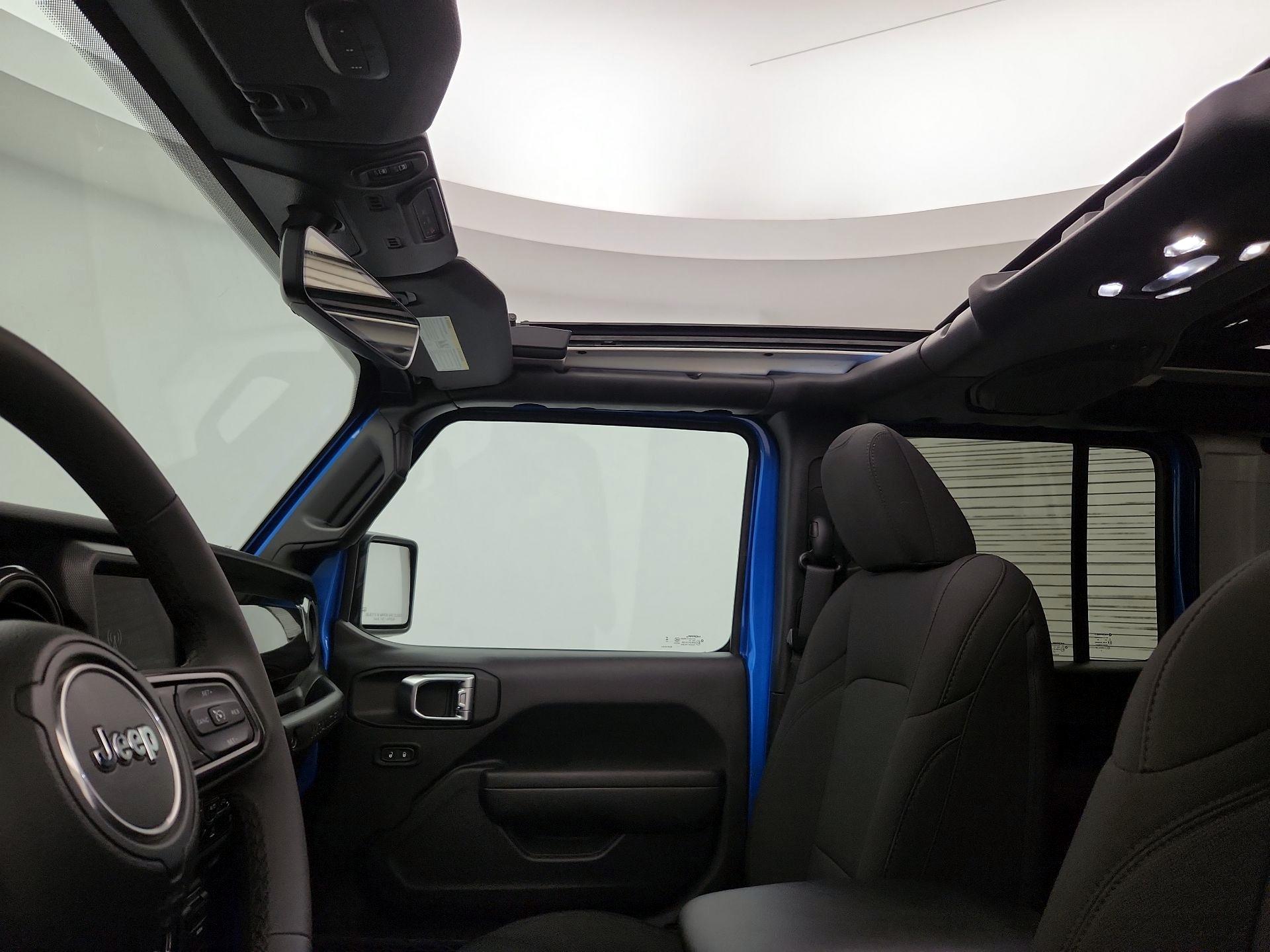 Thumbnail: 2023 Jeep Wrangler - 20