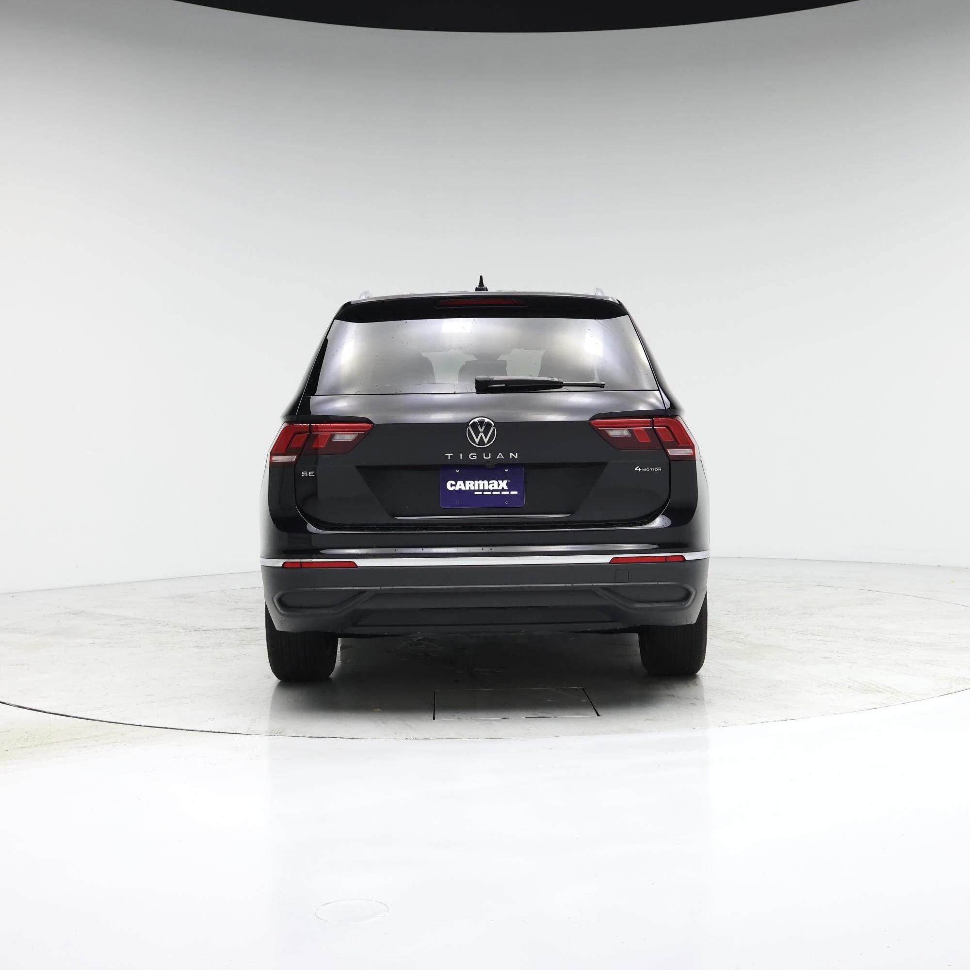 Thumbnail: 2022 Volkswagen Tiguan - 6