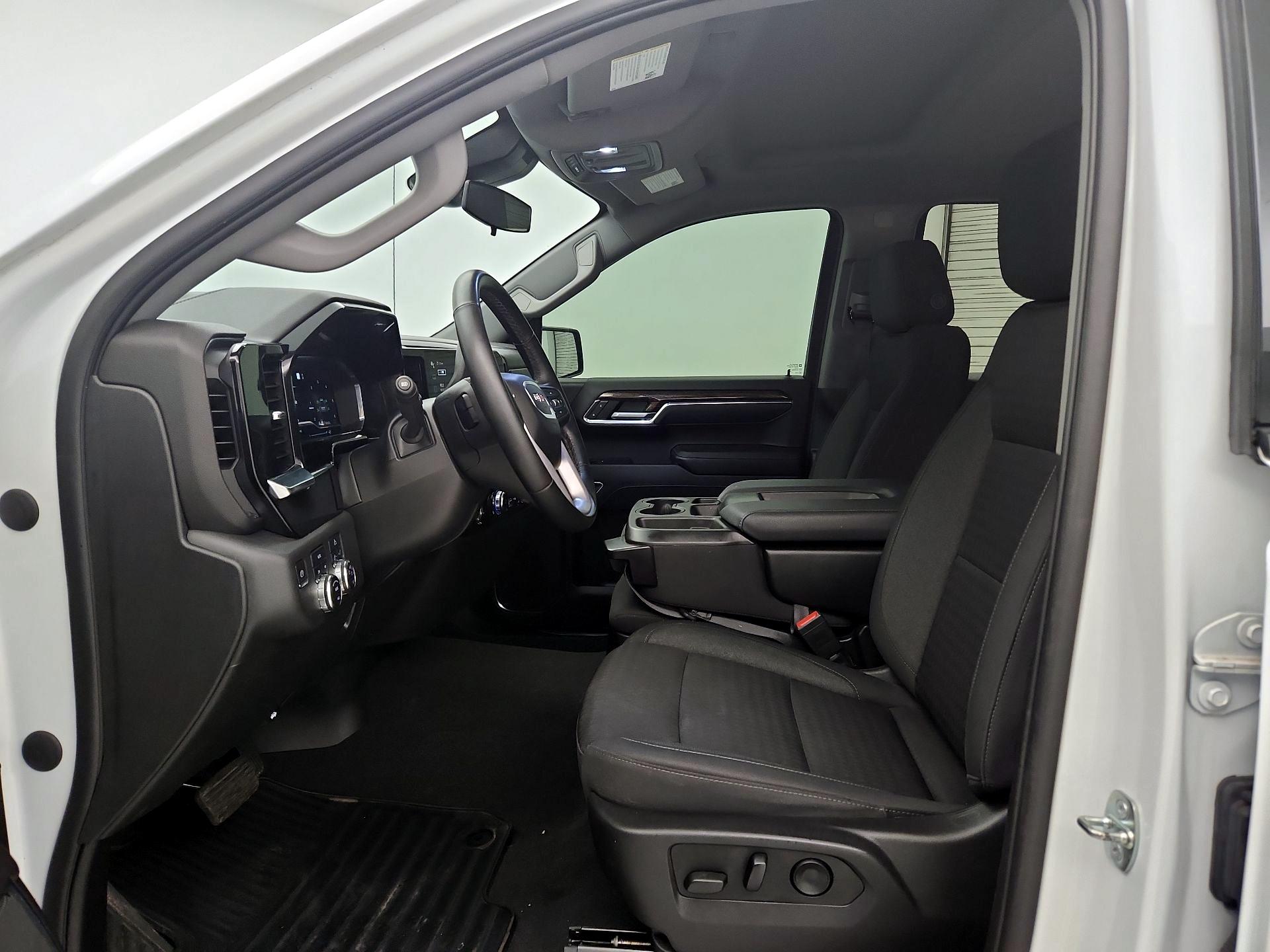 Thumbnail: 2023 GMC Sierra 1500 - 11