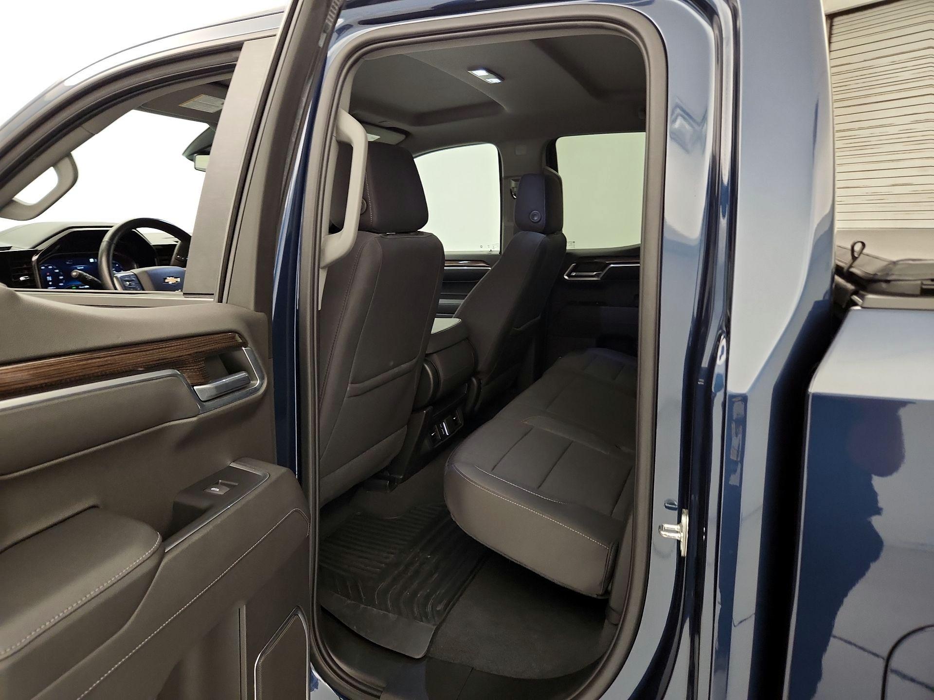 Thumbnail: 2023 Chevrolet Silverado 1500 - 19