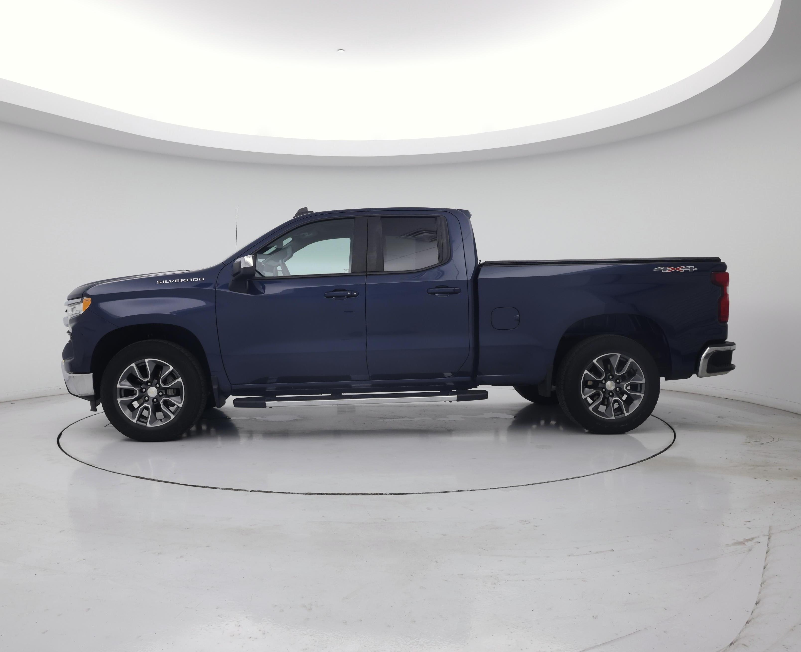 Thumbnail: 2023 Chevrolet Silverado 1500 - 3