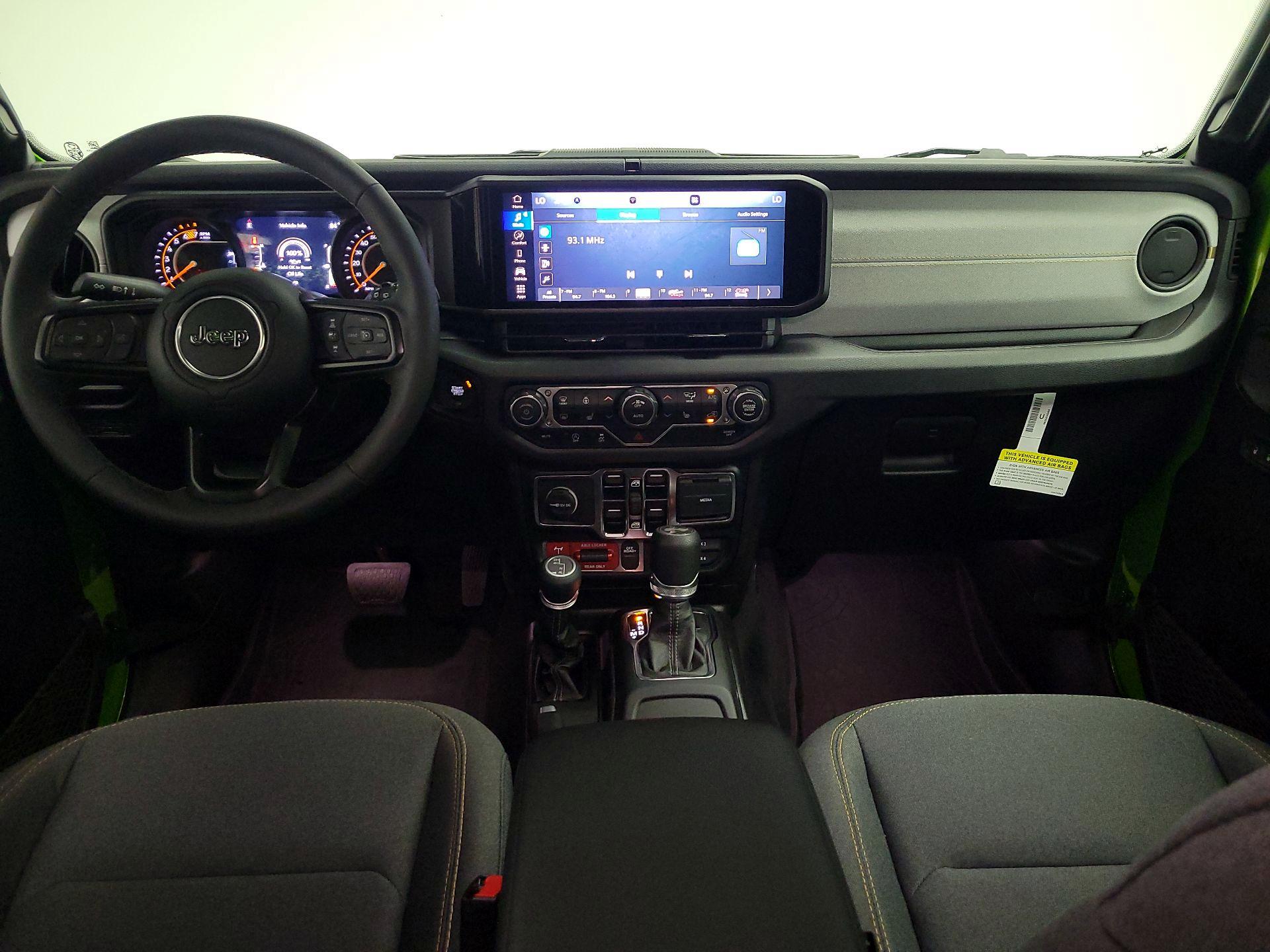 Thumbnail: 2025 Jeep Wrangler - 9