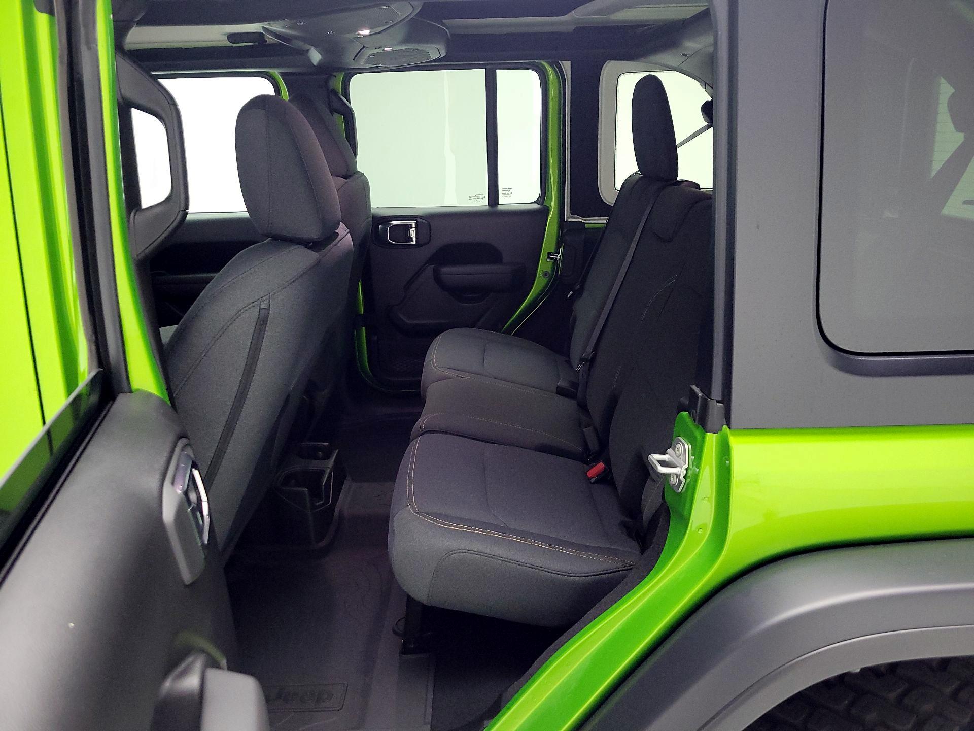 Thumbnail: 2025 Jeep Wrangler - 17